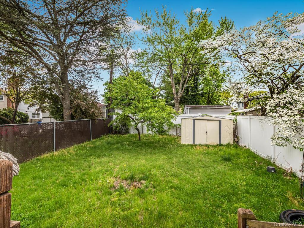 Single Family 147th Queens, NY 11422, MLS-1015108-12