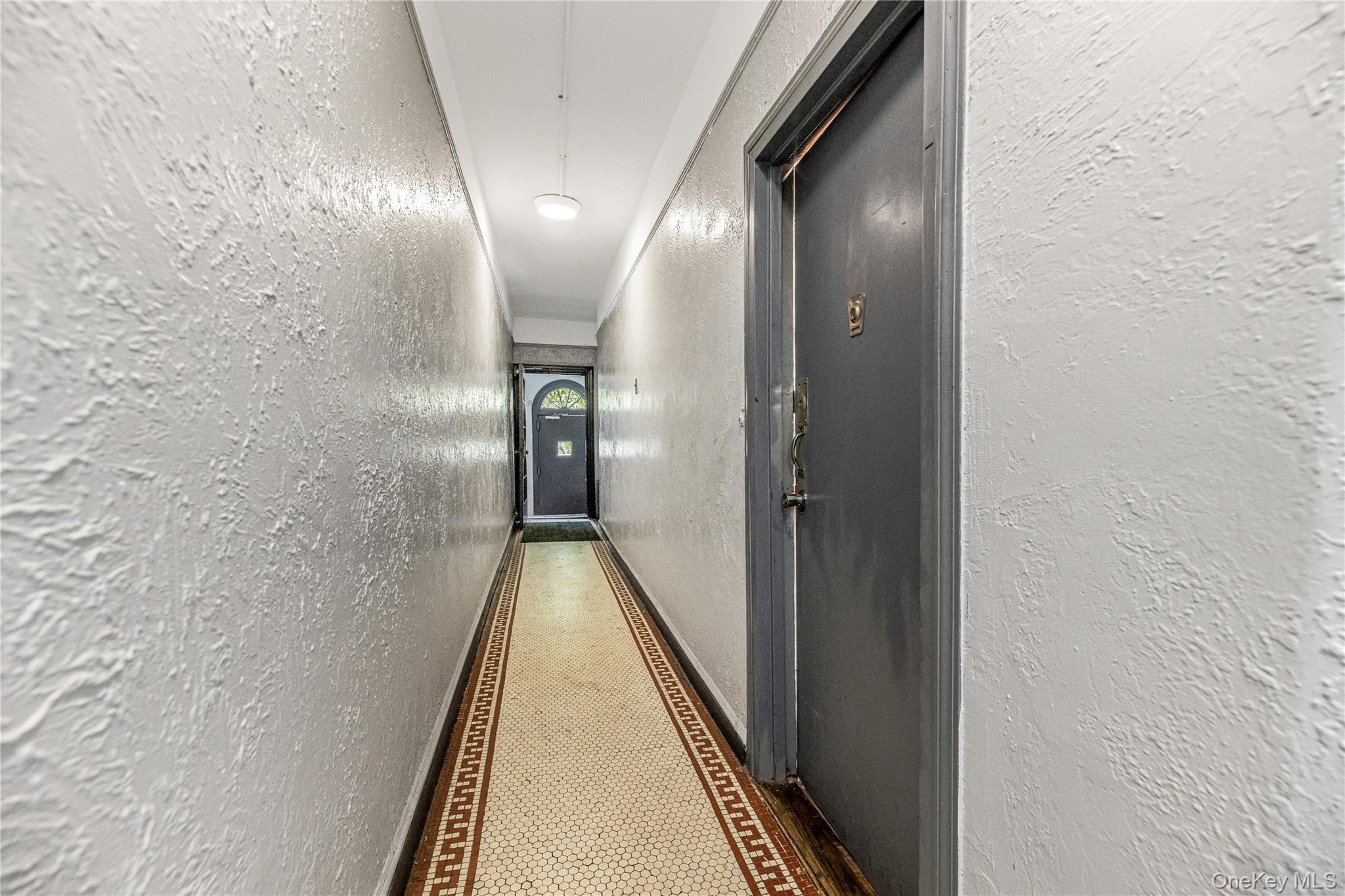 Single Family E 242nd Street Bronx, NY 10470, MLS-1015109-5