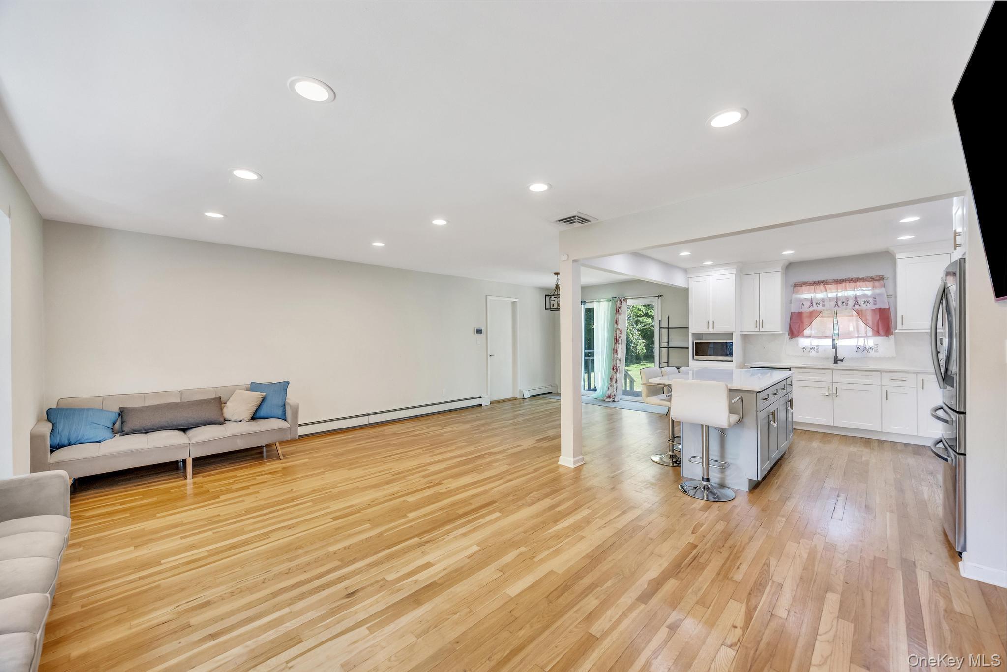 Single Family Burr Road  Suffolk County, NY 11731, MLS-1015112-11