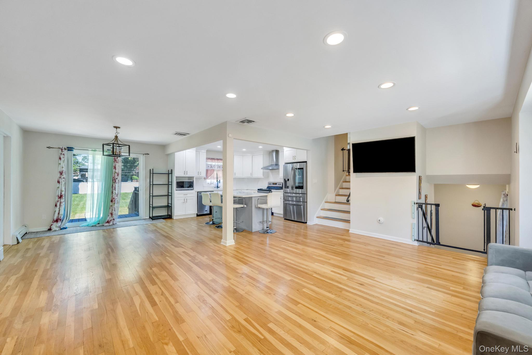 Single Family Burr Road  Suffolk County, NY 11731, MLS-1015112-12