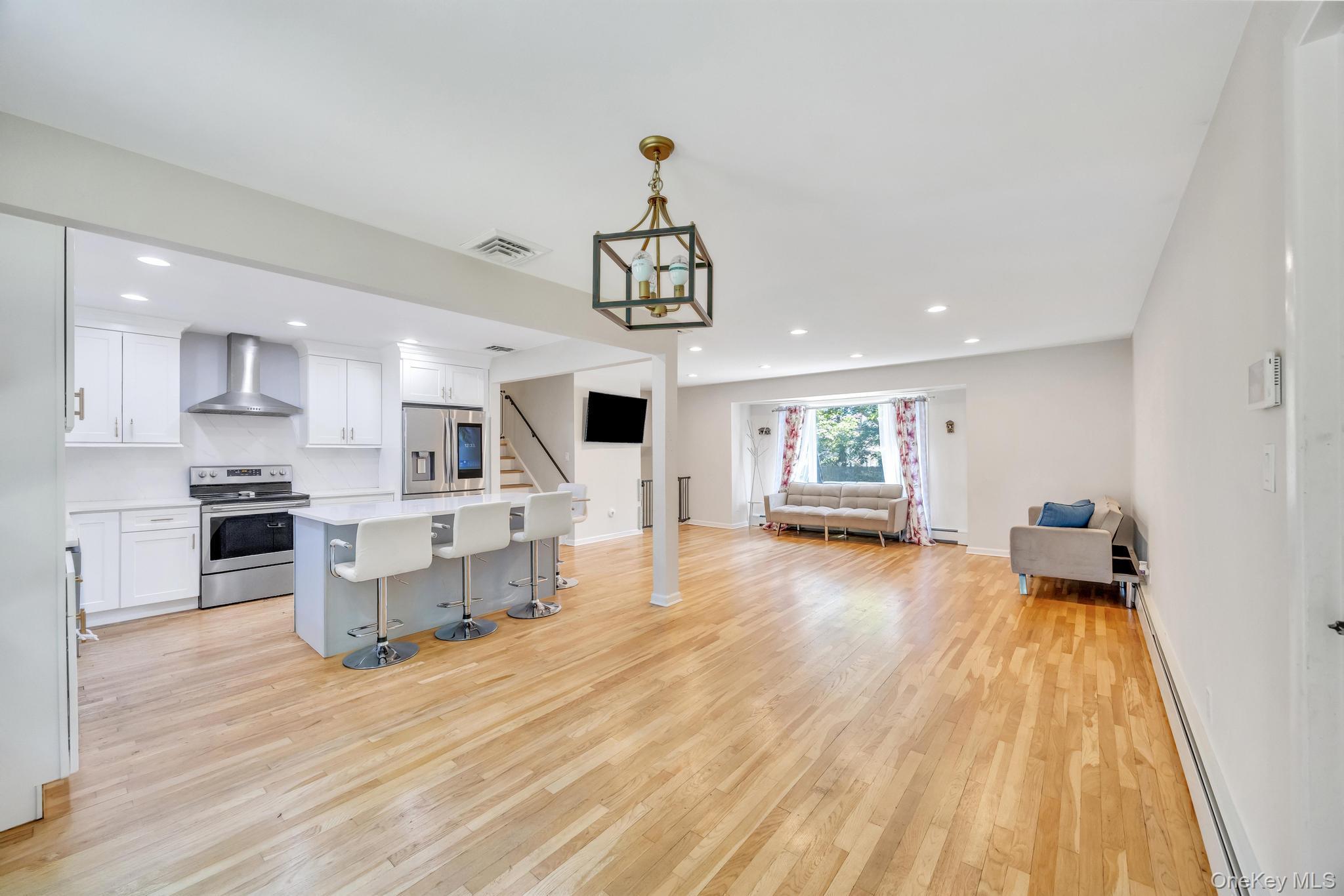 Single Family Burr Road  Suffolk County, NY 11731, MLS-1015112-15