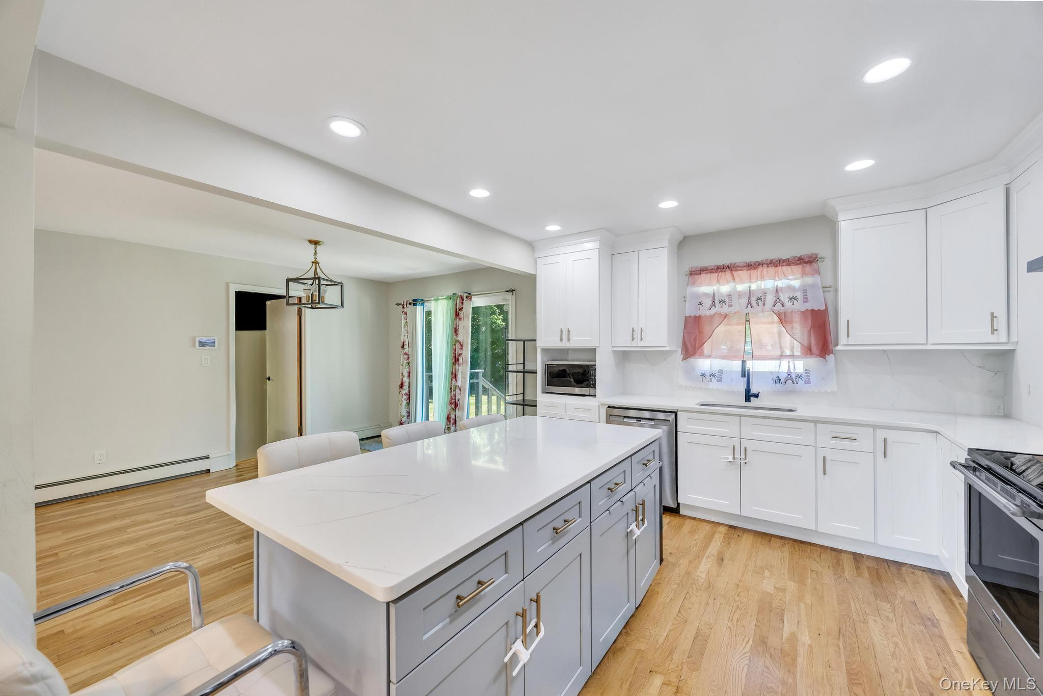 Single Family Burr Road  Suffolk County, NY 11731, MLS-1015112-18