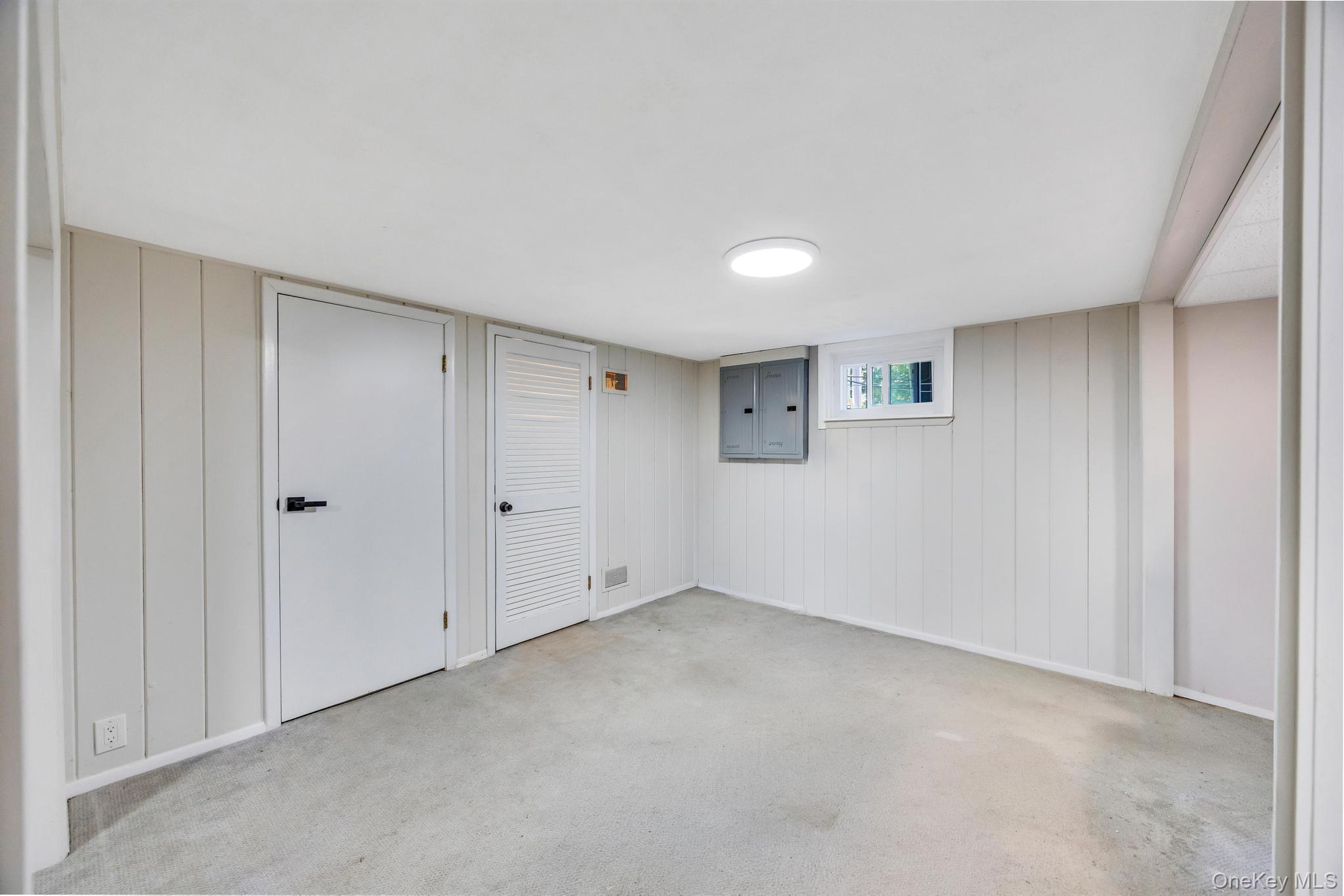 Single Family Burr Road  Suffolk County, NY 11731, MLS-1015112-37