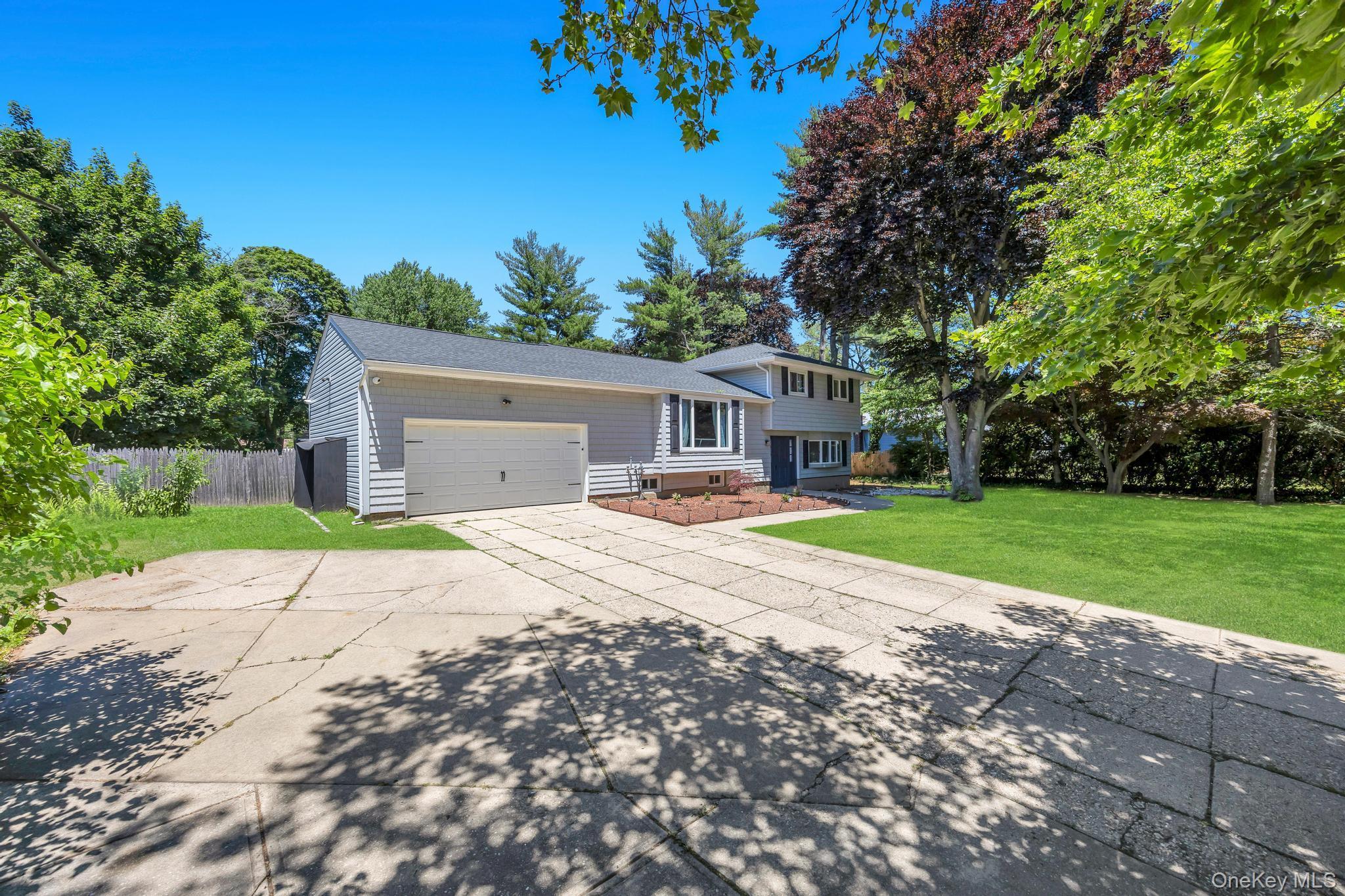 Single Family Burr Road  Suffolk County, NY 11731, MLS-1015112-4