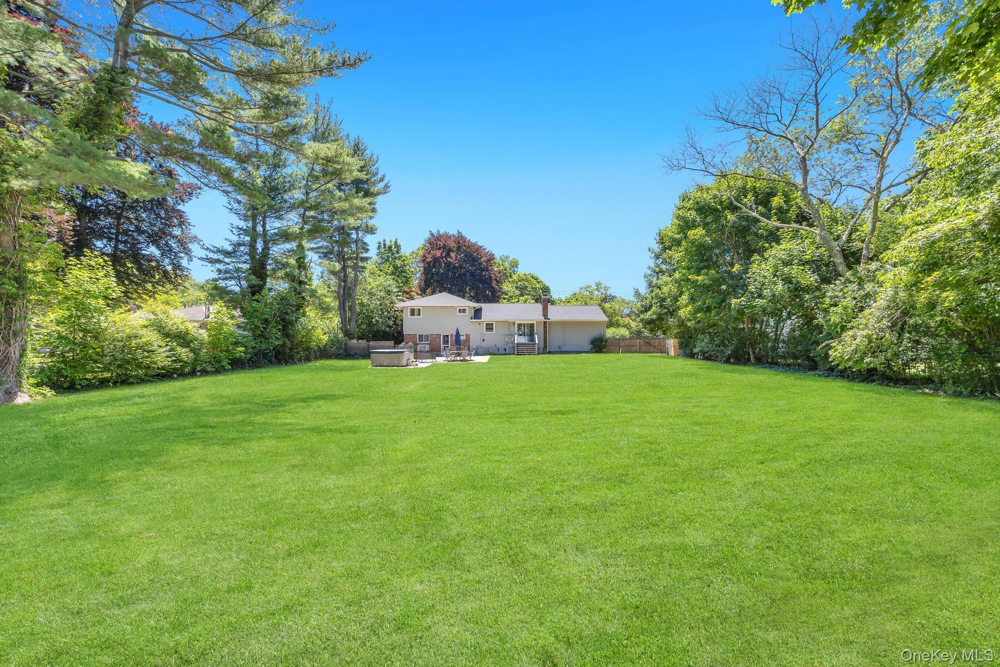 Single Family Burr Road  Suffolk County, NY 11731, MLS-1015112-9