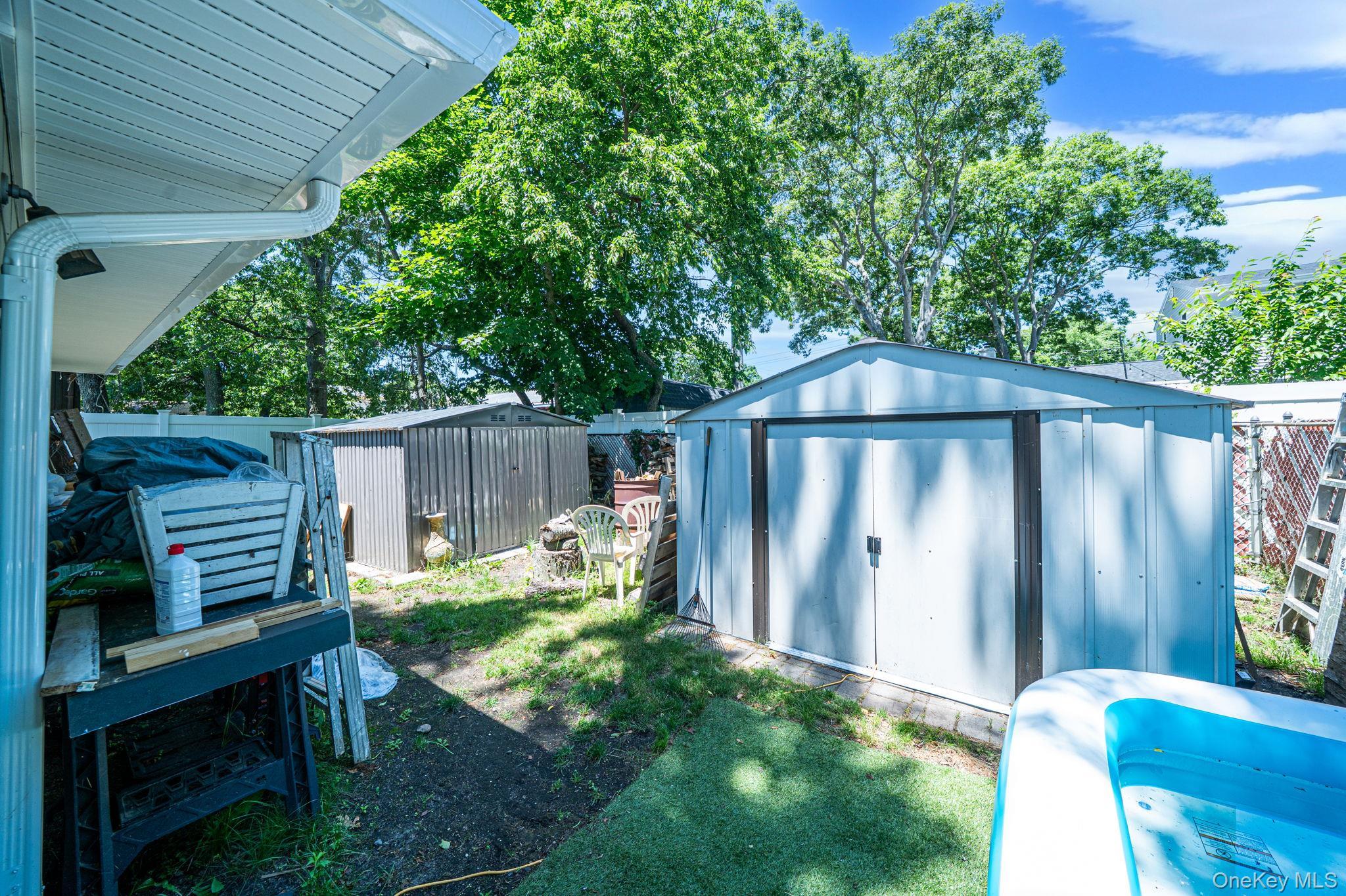 Single Family Pennwood Drive Suffolk County, NY 11951, MLS-1015158-16
