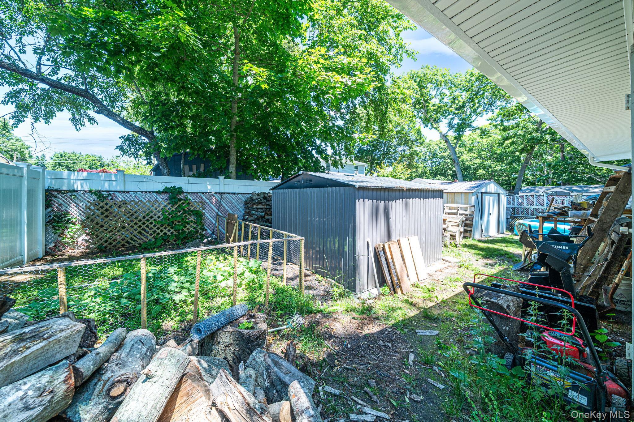 Single Family Pennwood Drive Suffolk County, NY 11951, MLS-1015158-17