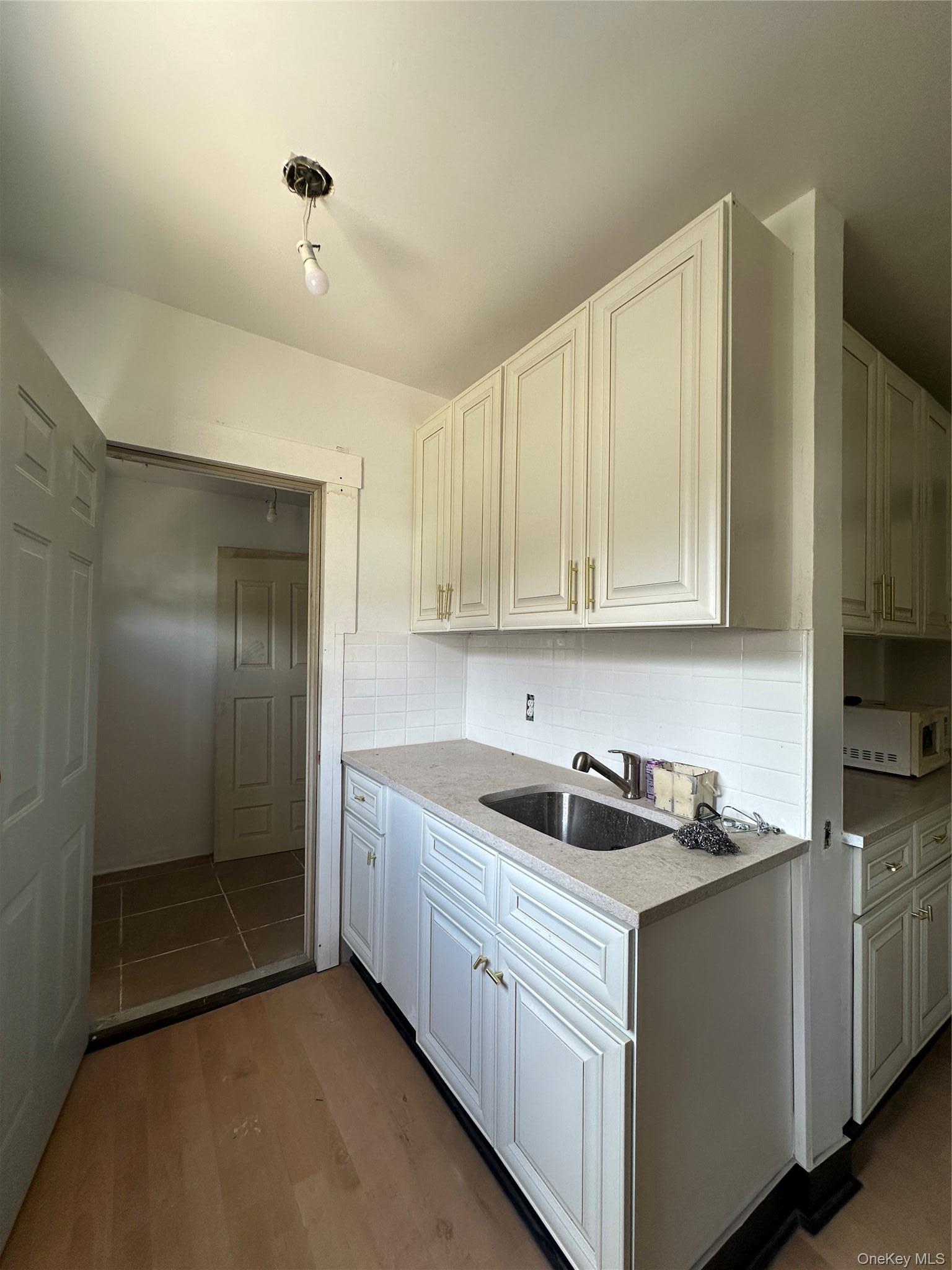 Single Family Hinman Place Westchester County, NY 10543, MLS-1015175-5