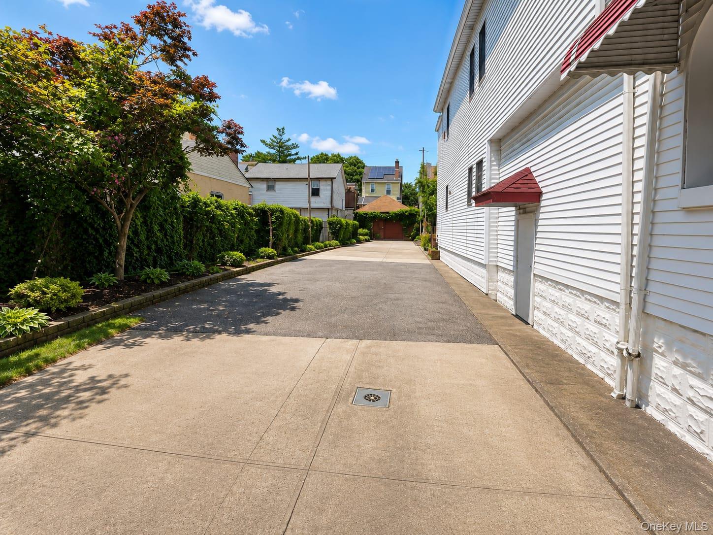 Single Family Leland Avenue Bronx, NY 10472, MLS-1015202-7