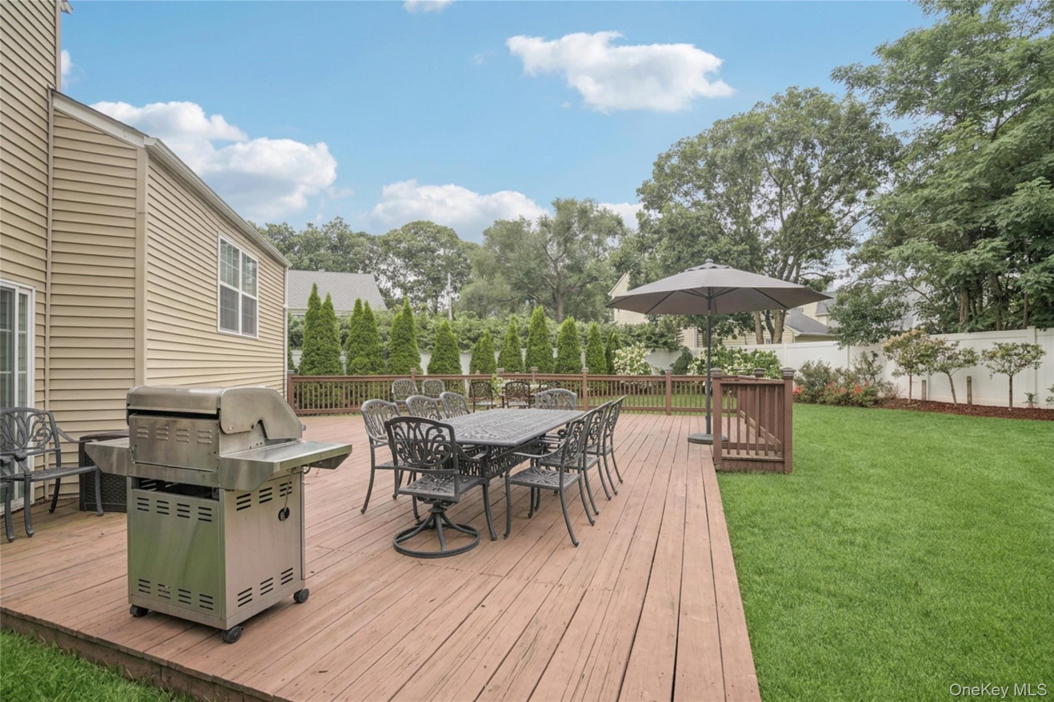 Single Family Parsnip Pond Road  Suffolk County, NY 11755, MLS-1015205-31
