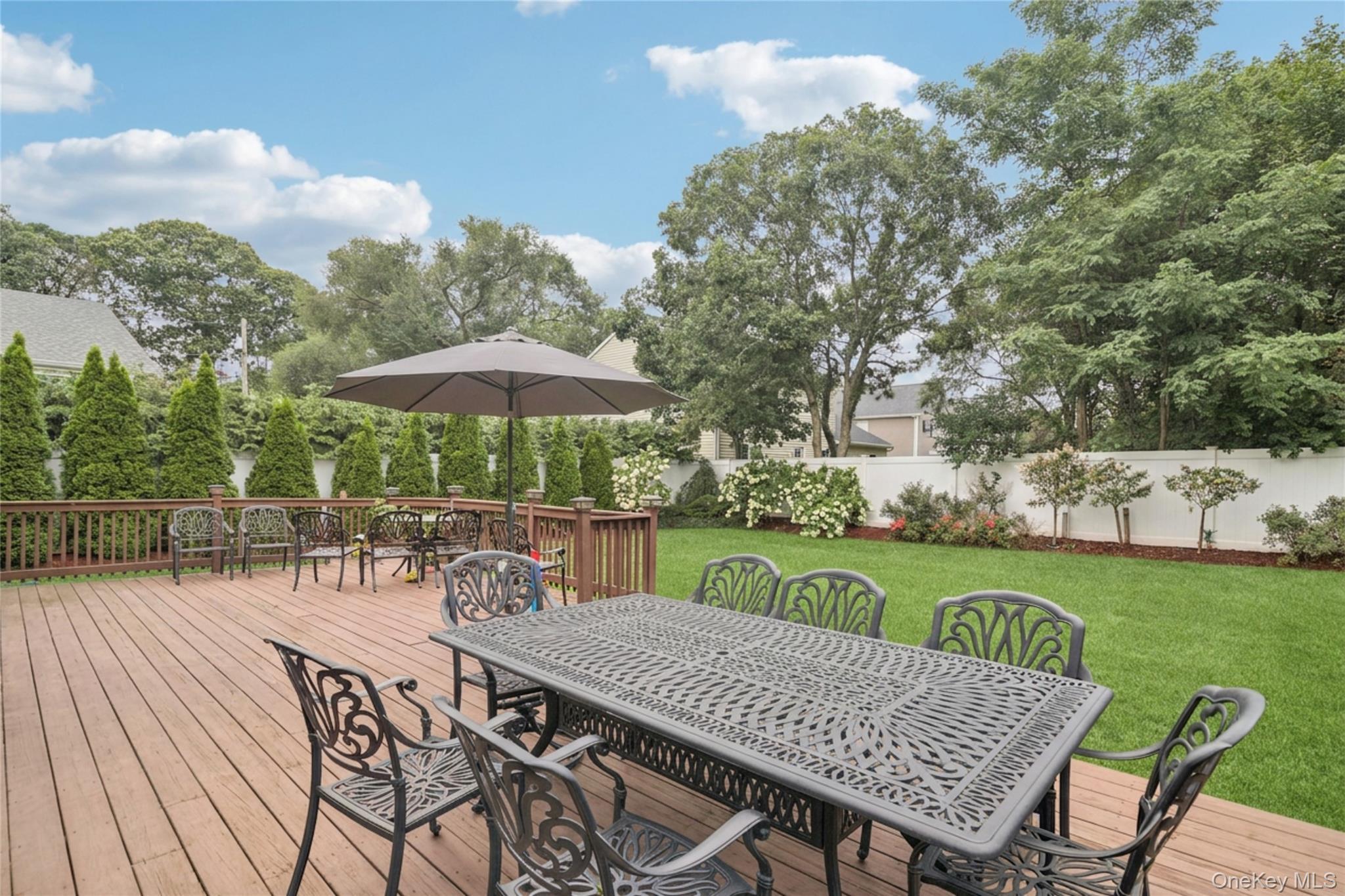 Single Family Parsnip Pond Road  Suffolk County, NY 11755, MLS-1015205-33