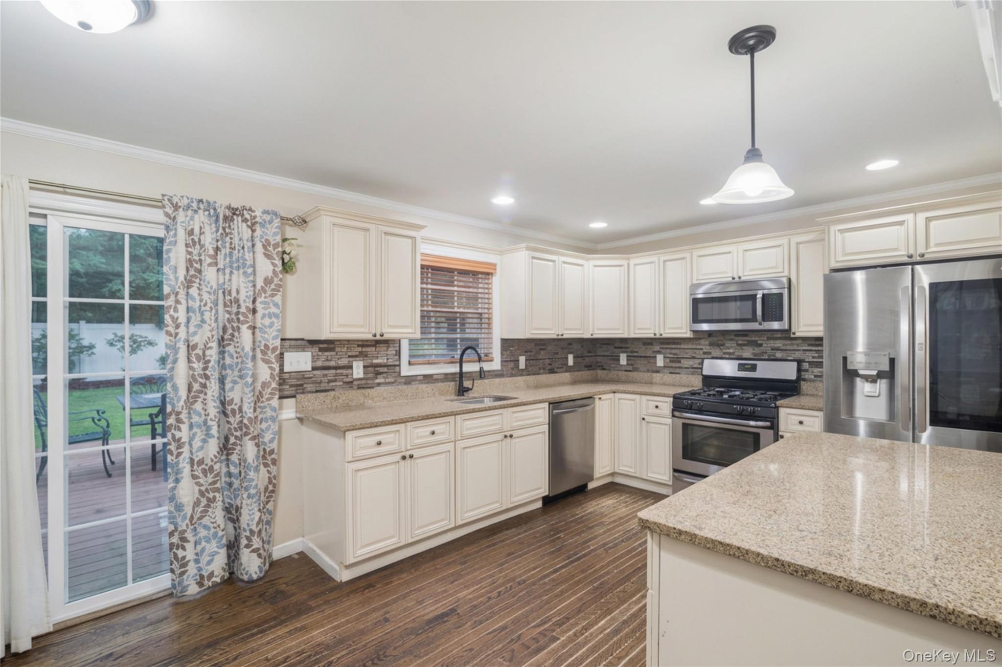 Single Family Parsnip Pond Road  Suffolk County, NY 11755, MLS-1015205-9