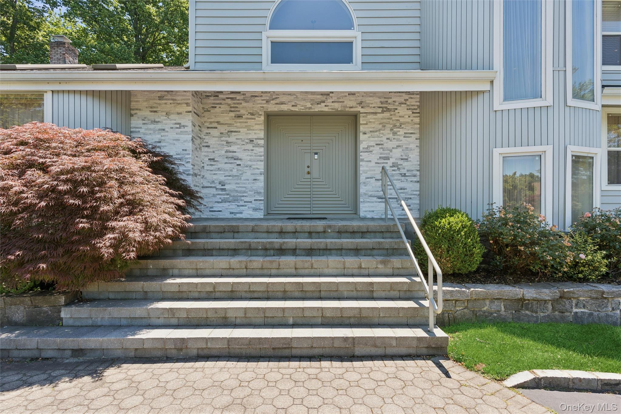 Single Family Greenwood Lane  Nassau County, NY 11797, MLS-1015209-2