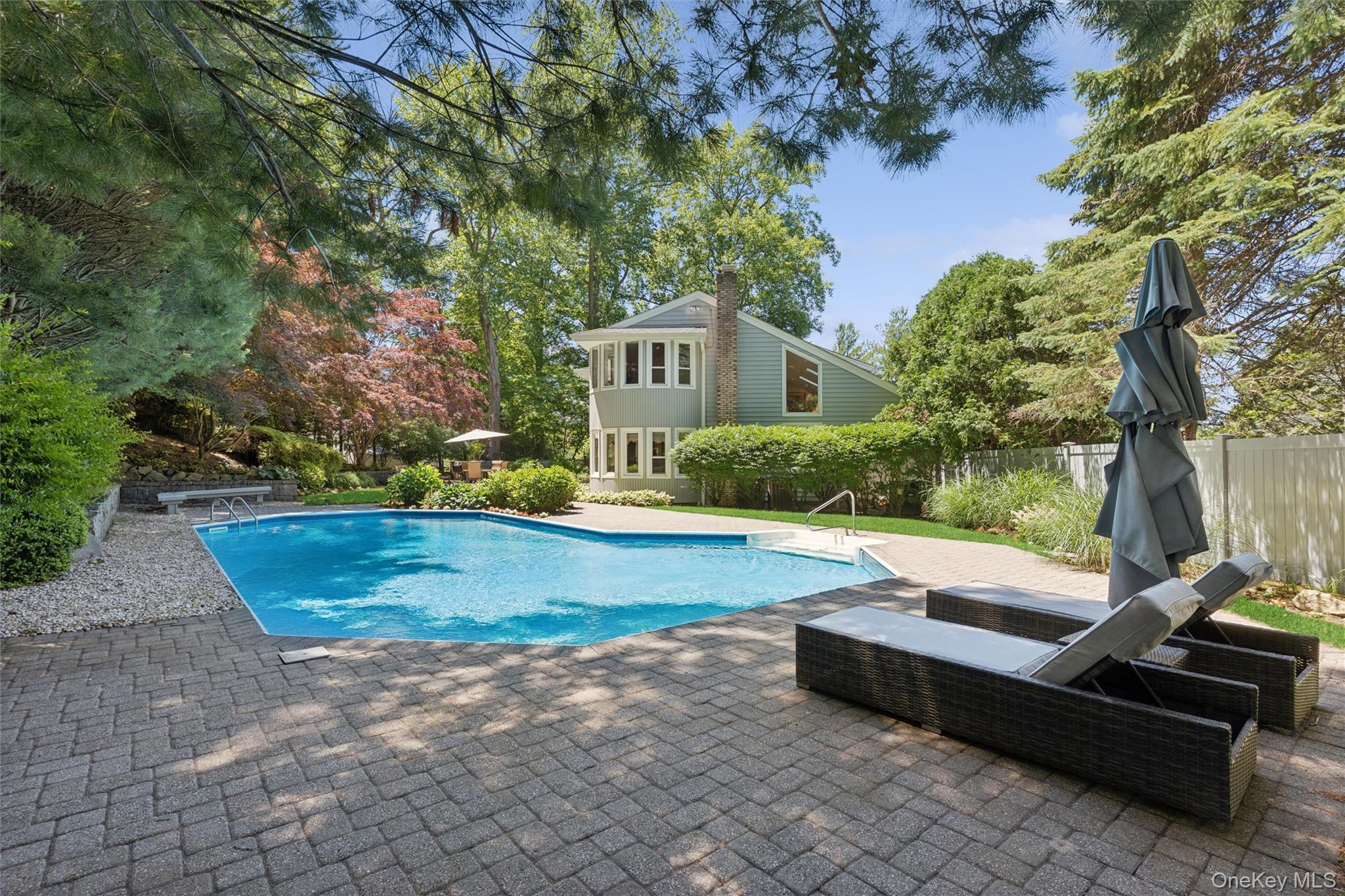 Single Family Greenwood Lane  Nassau County, NY 11797, MLS-1015209-45