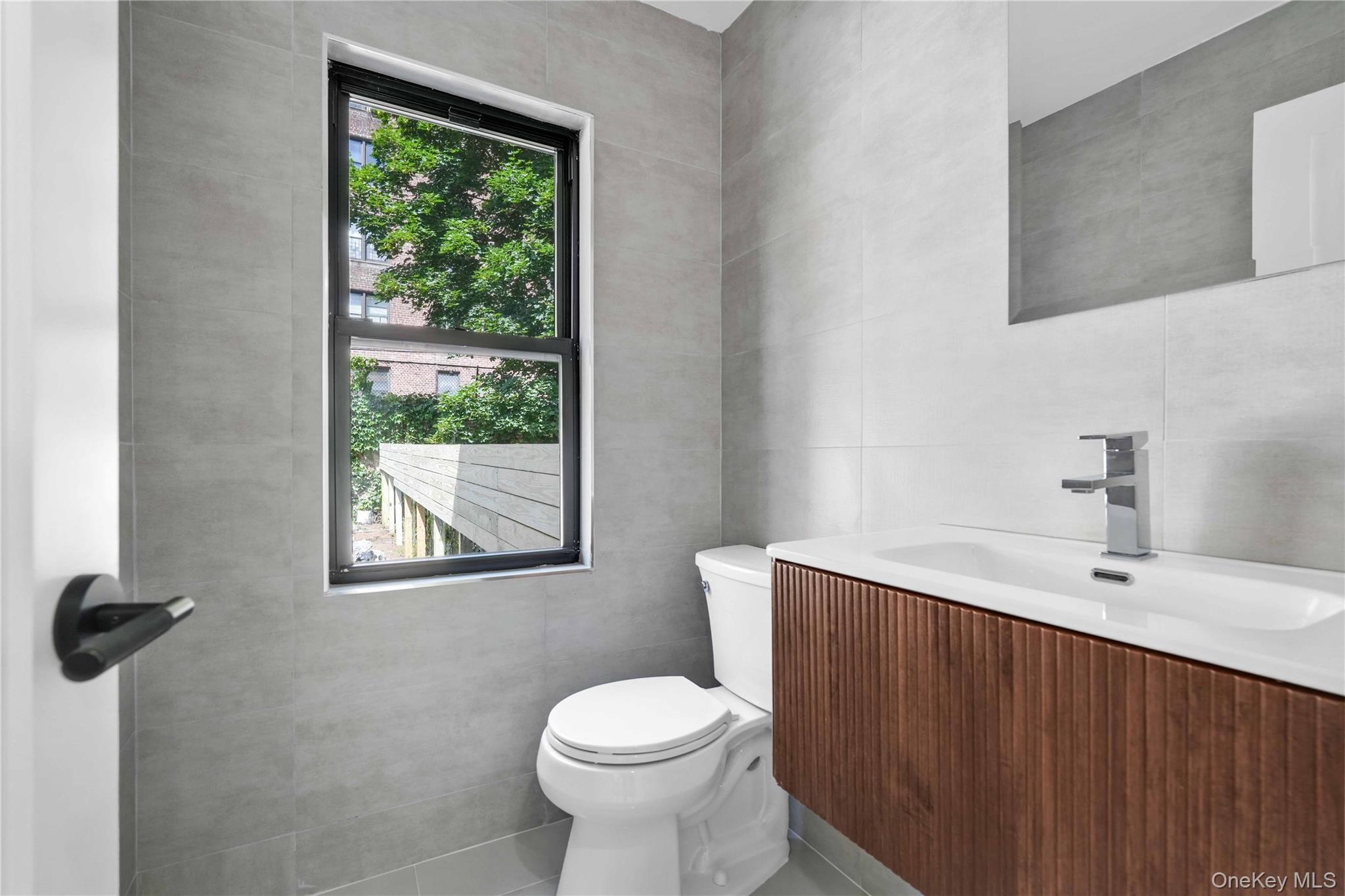 Single Family E 31st Street Brooklyn, NY 11210, MLS-1015226-11