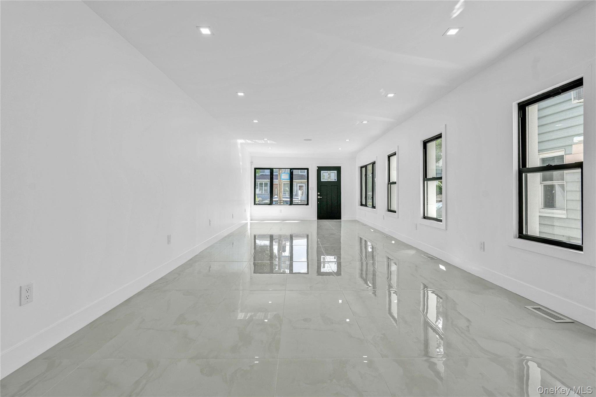 Single Family E 31st Street Brooklyn, NY 11210, MLS-1015226-3