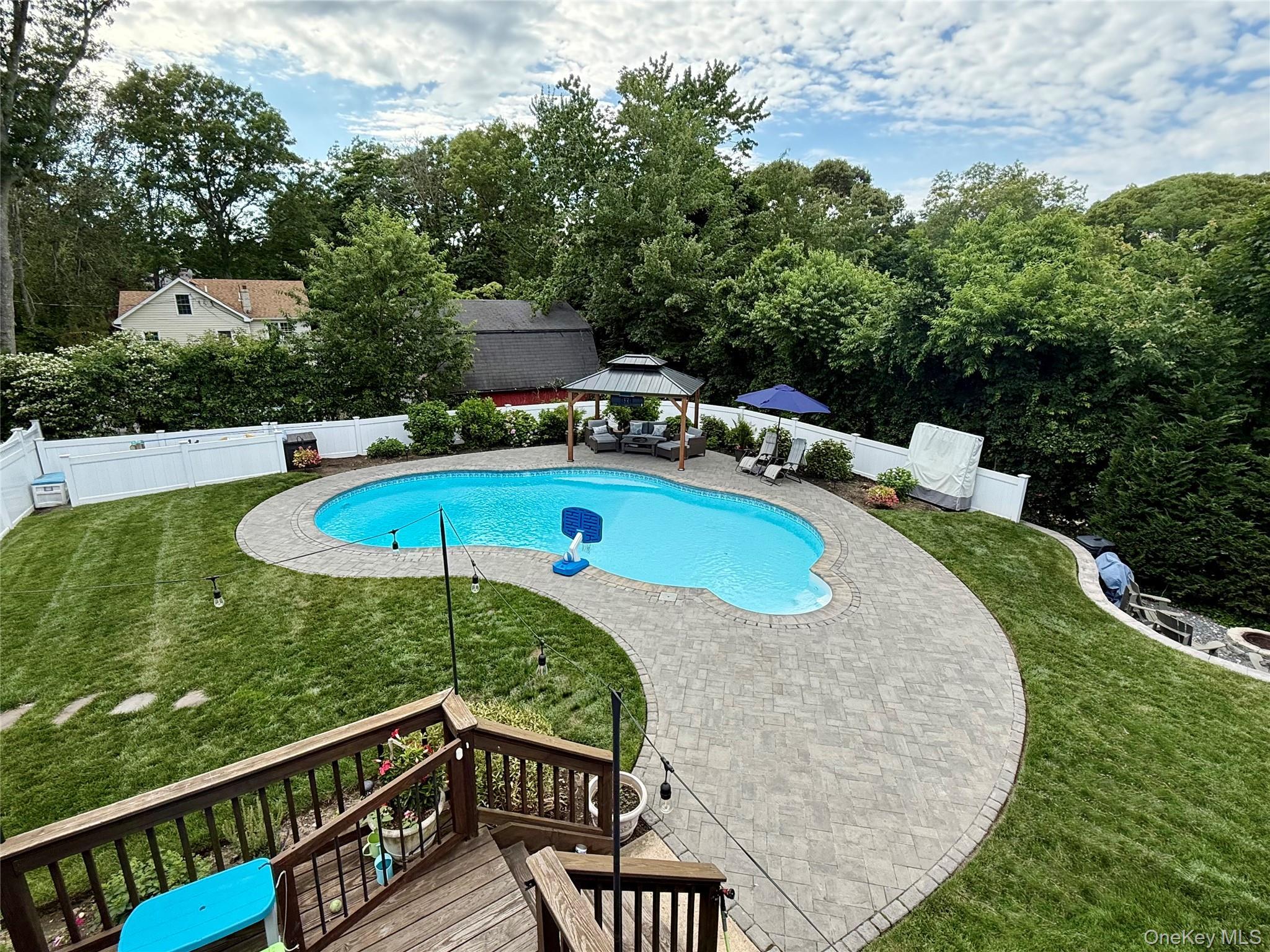 Single Family Crane Neck Drive Suffolk County, NY 11789, MLS-1015229-3