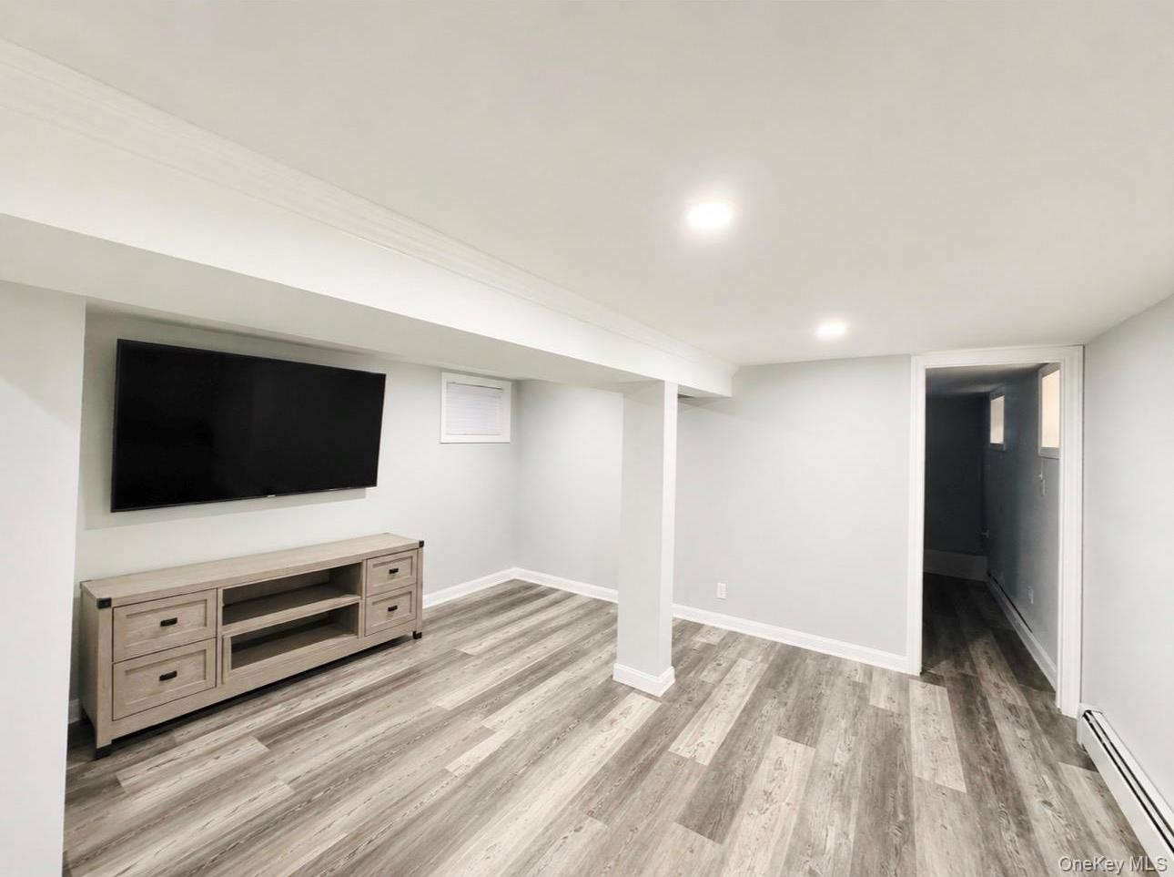 Single Family 80th Road  Queens, NY 11385, MLS-1015289-9