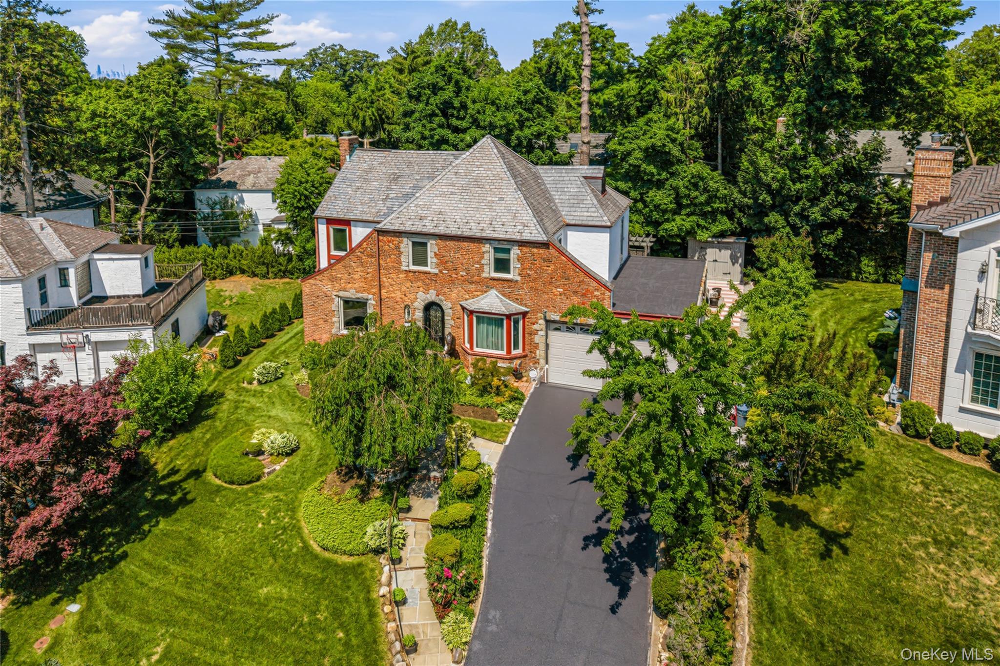 Single Family Strathmore Road  Nassau County, NY 11023, MLS-1015327-2