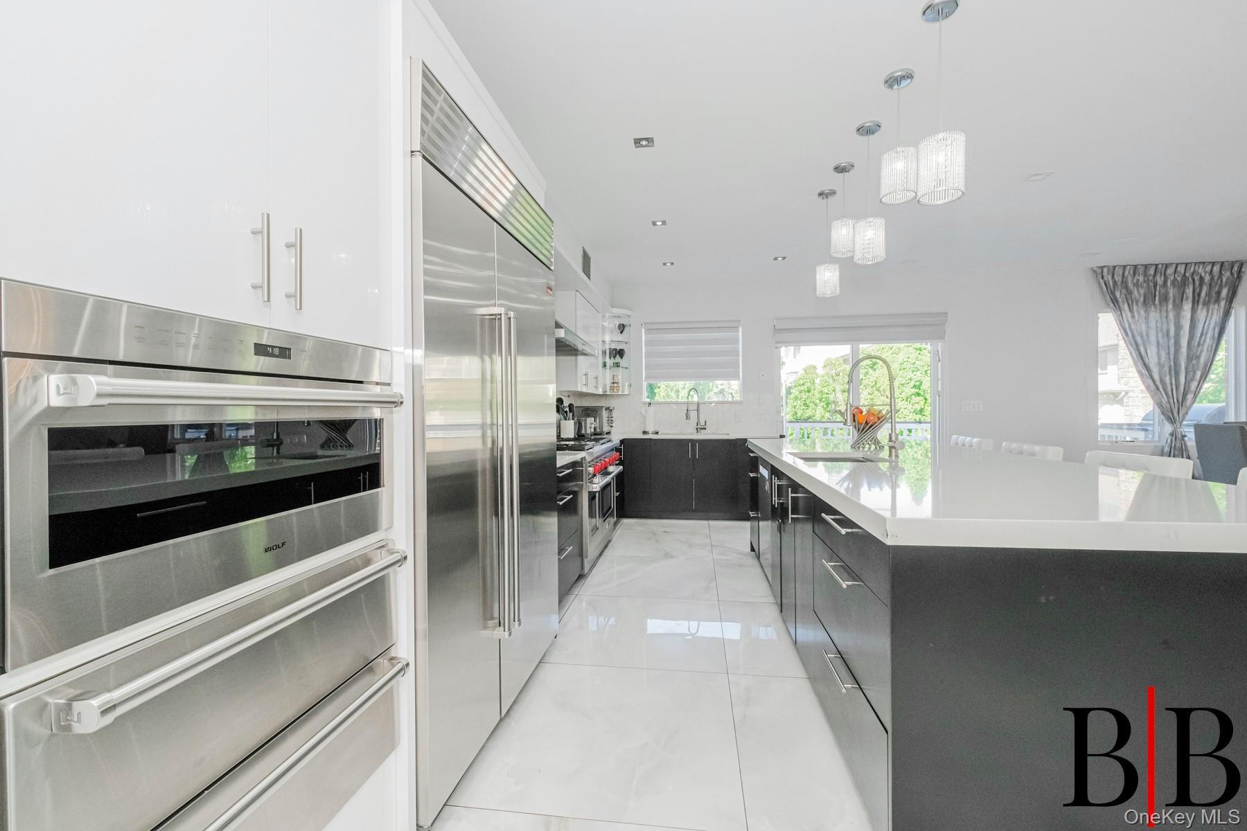Single Family E 72nd Street Brooklyn, NY 11234, MLS-1015382-10