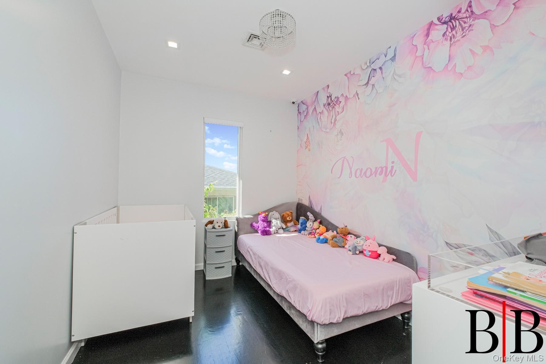 Single Family E 72nd Street Brooklyn, NY 11234, MLS-1015382-22