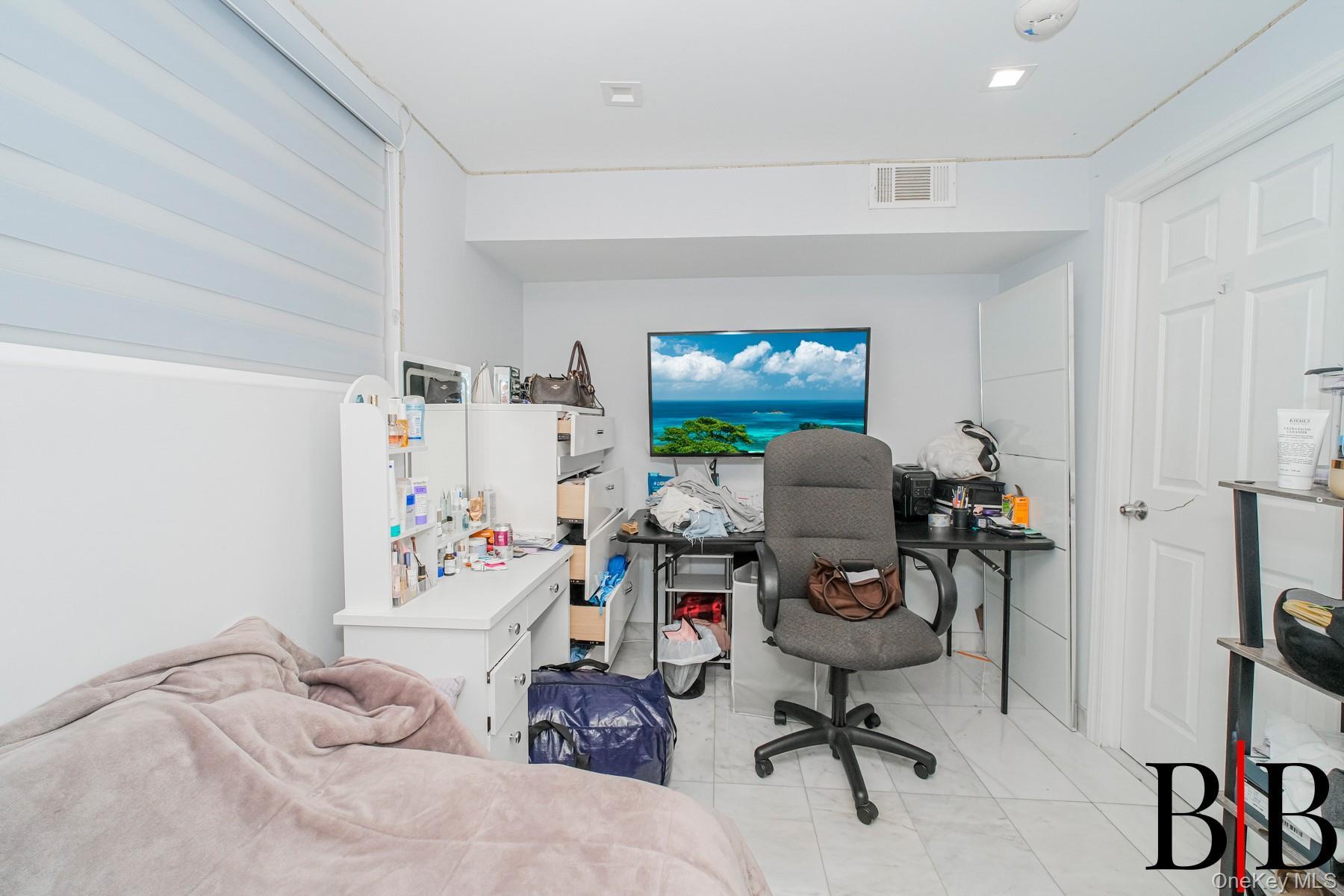 Single Family E 72nd Street Brooklyn, NY 11234, MLS-1015382-25