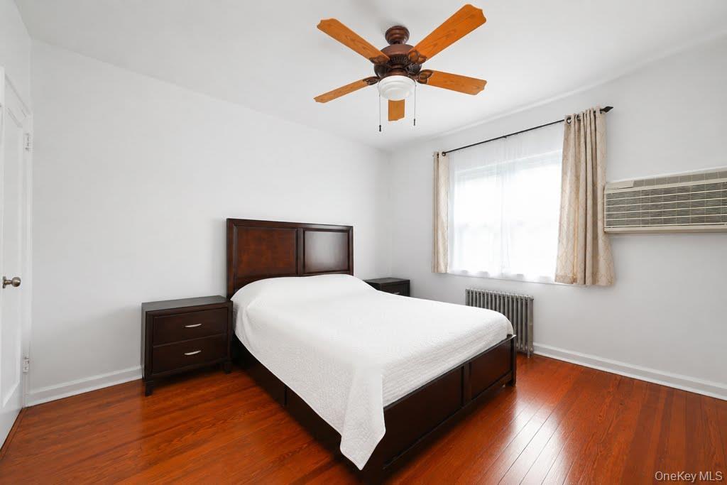 Single Family 154th Street  Queens, NY 11357, MLS-1015428-10