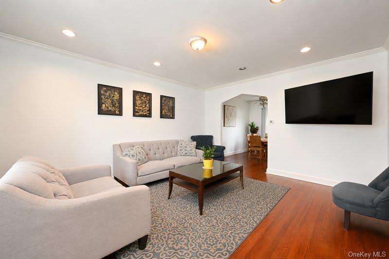Single Family 154th Street  Queens, NY 11357, MLS-1015428-3