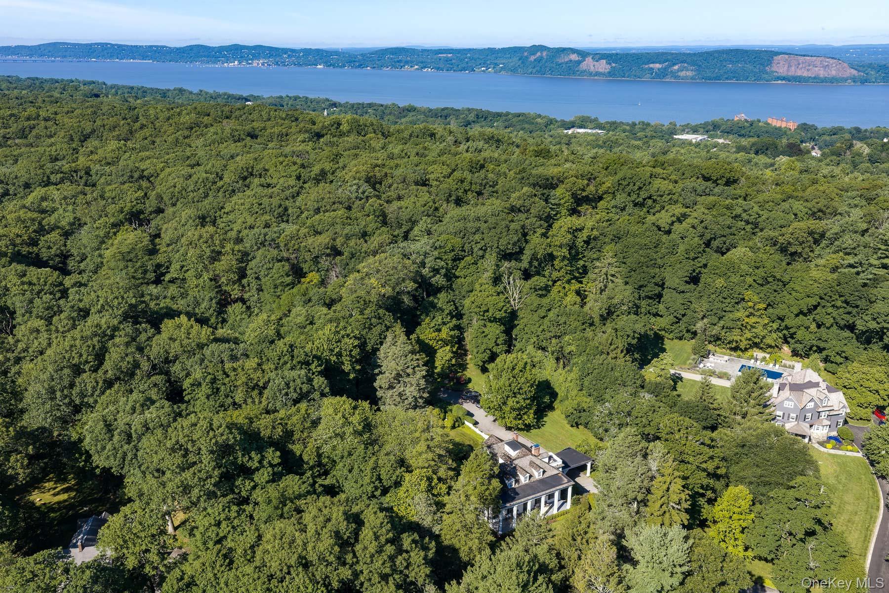 Single Family Scarborough Road  Westchester County, NY 10510, MLS-1015438-6