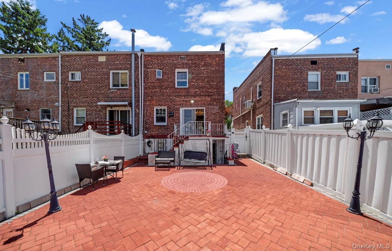 Single Family 12th Road Queens, NY 11357, MLS-1015440-10