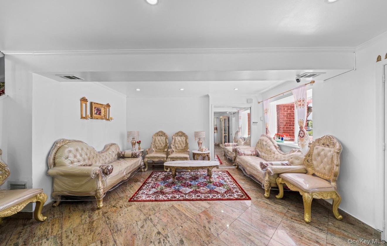 Single Family 12th Road Queens, NY 11357, MLS-1015440-14