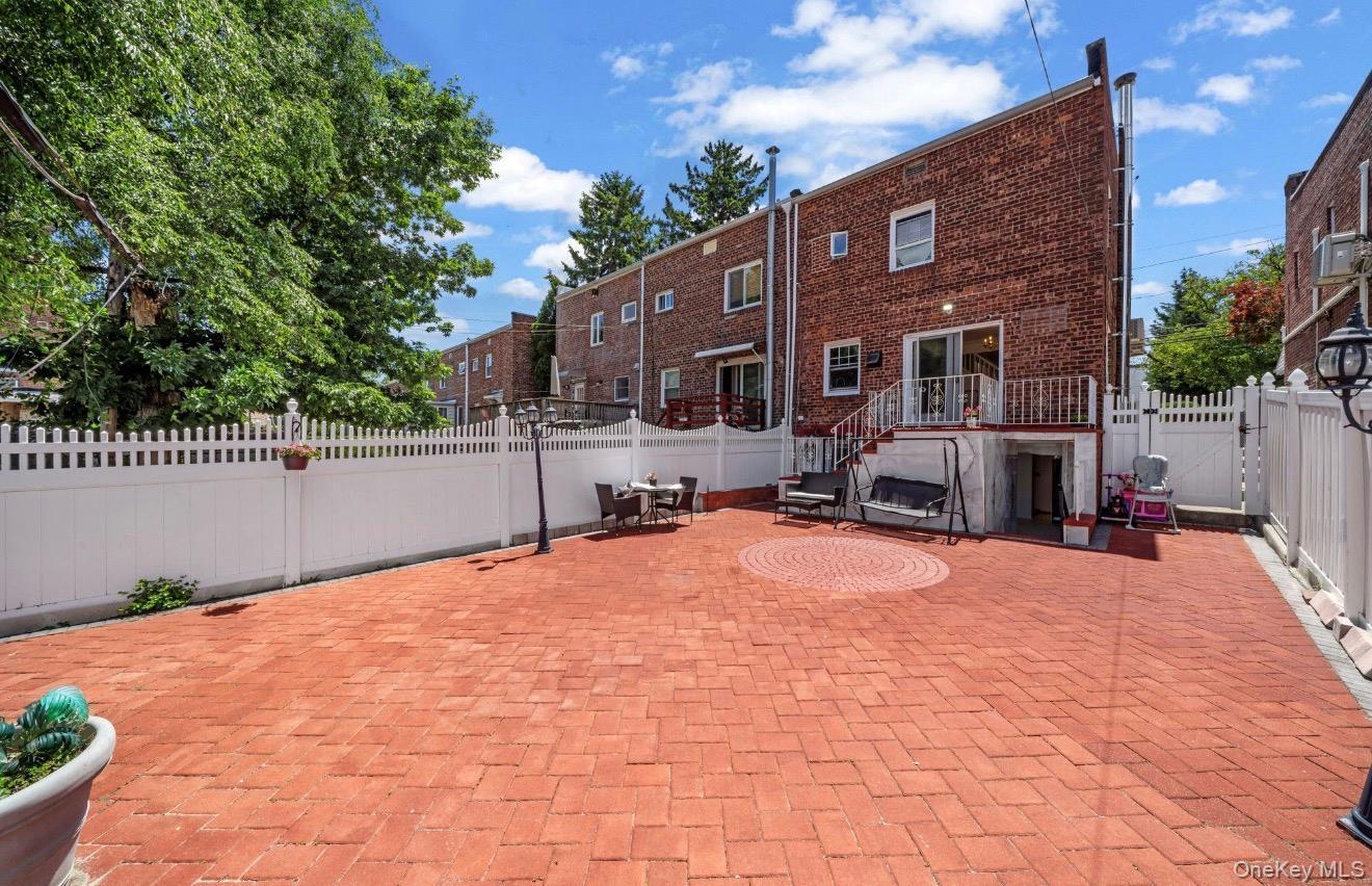 Single Family 12th Road Queens, NY 11357, MLS-1015440-9