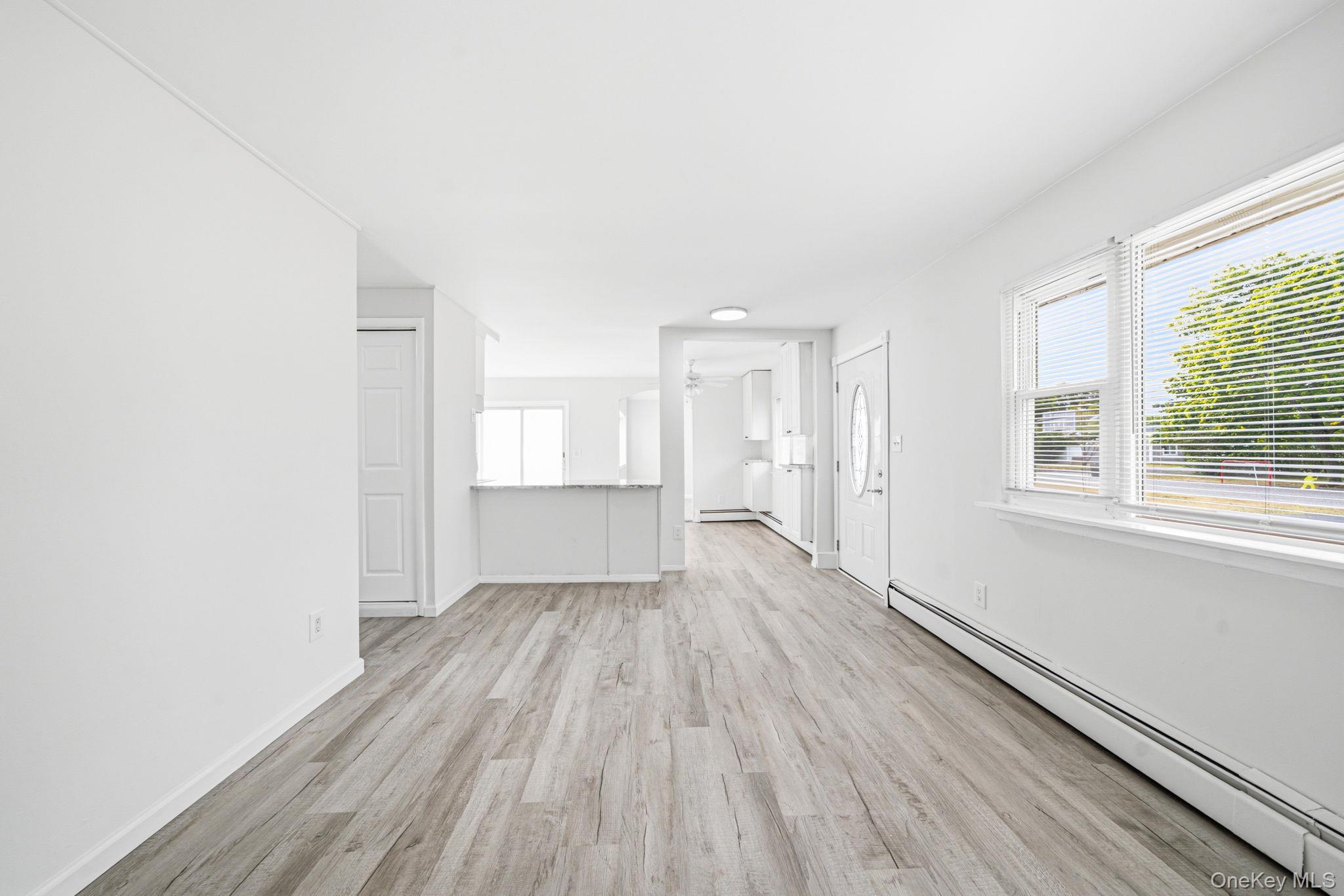 Single Family Carson Lane Suffolk County, NY 11763, MLS-1015446-10