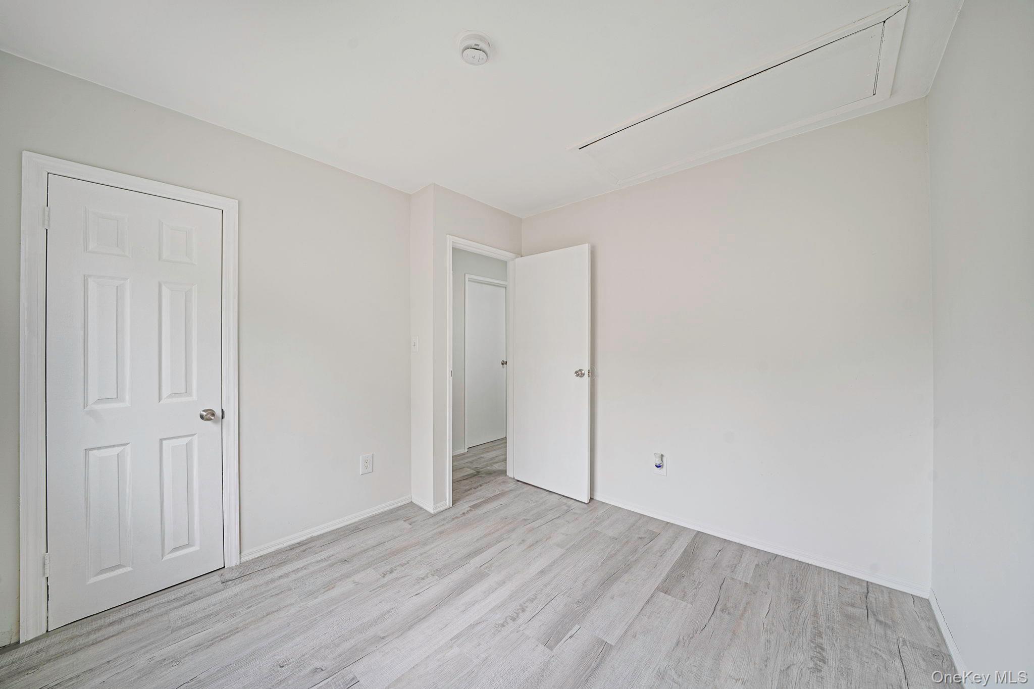 Single Family Carson Lane Suffolk County, NY 11763, MLS-1015446-25