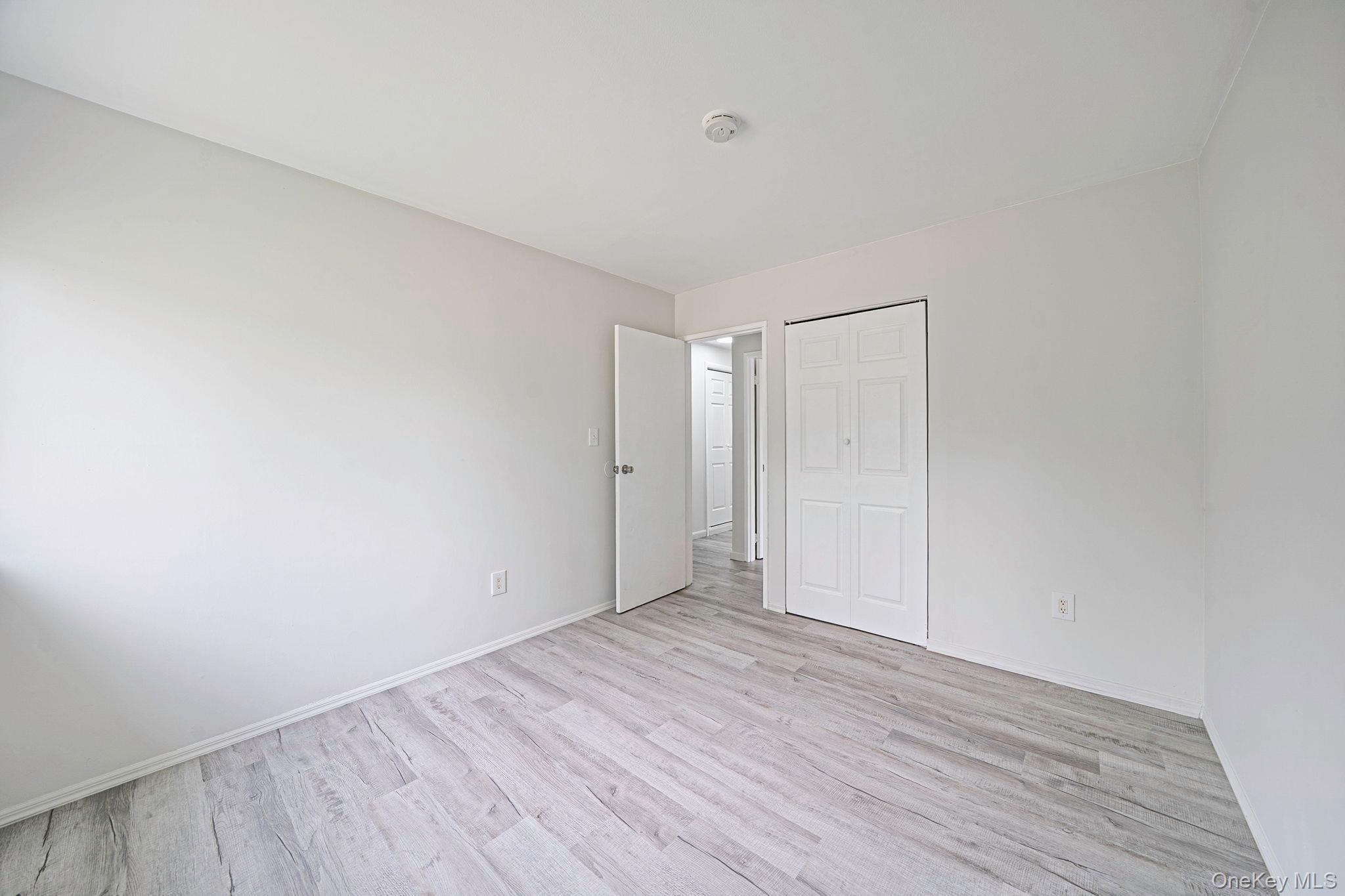 Single Family Carson Lane Suffolk County, NY 11763, MLS-1015446-29
