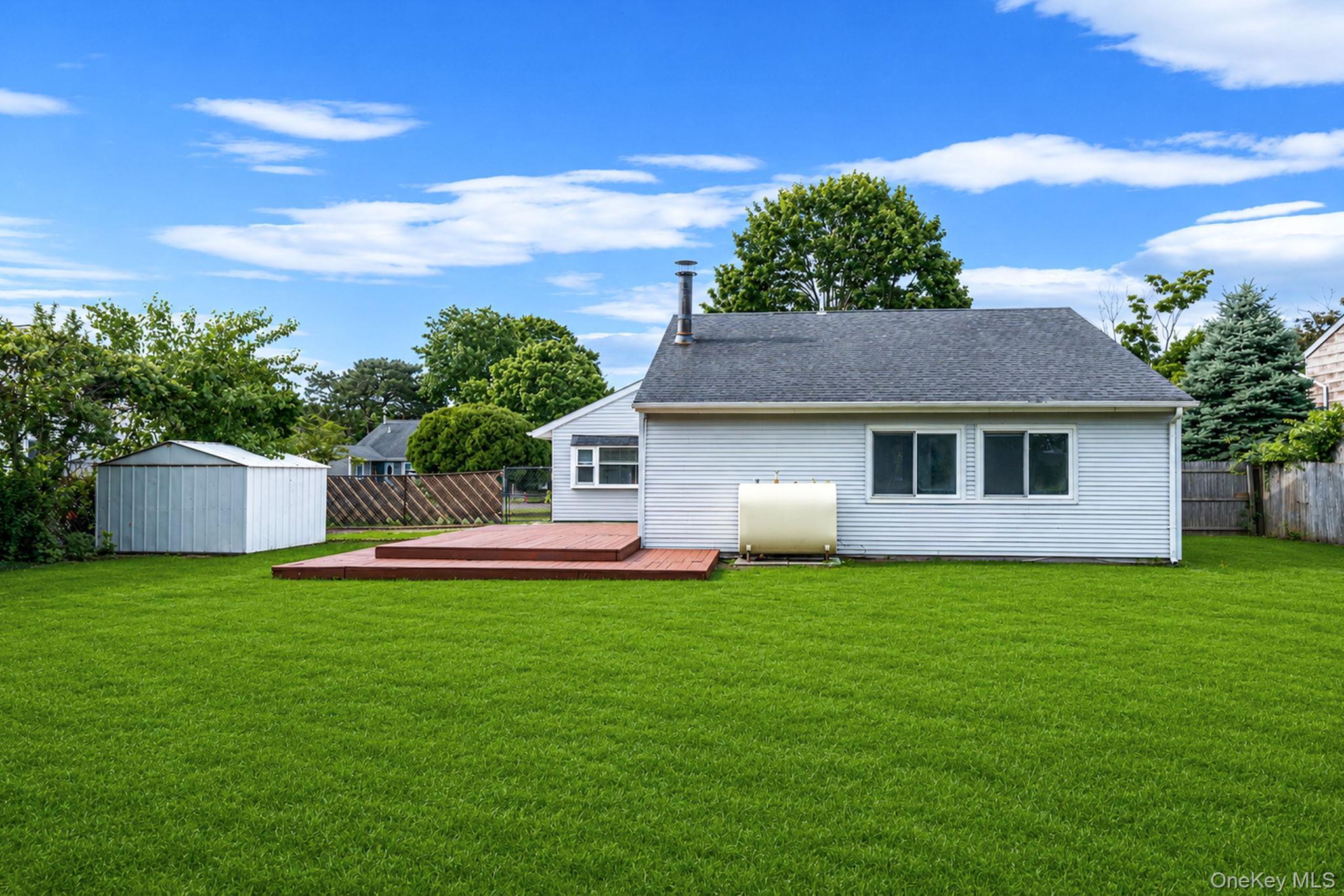 Single Family Carson Lane Suffolk County, NY 11763, MLS-1015446-5