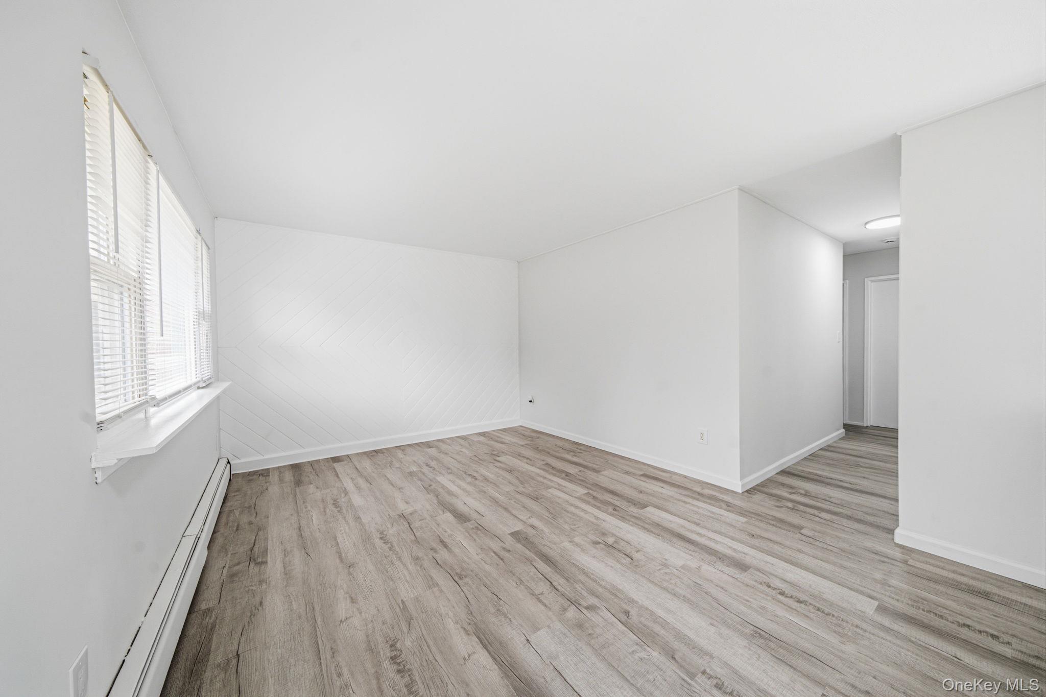 Single Family Carson Lane Suffolk County, NY 11763, MLS-1015446-8
