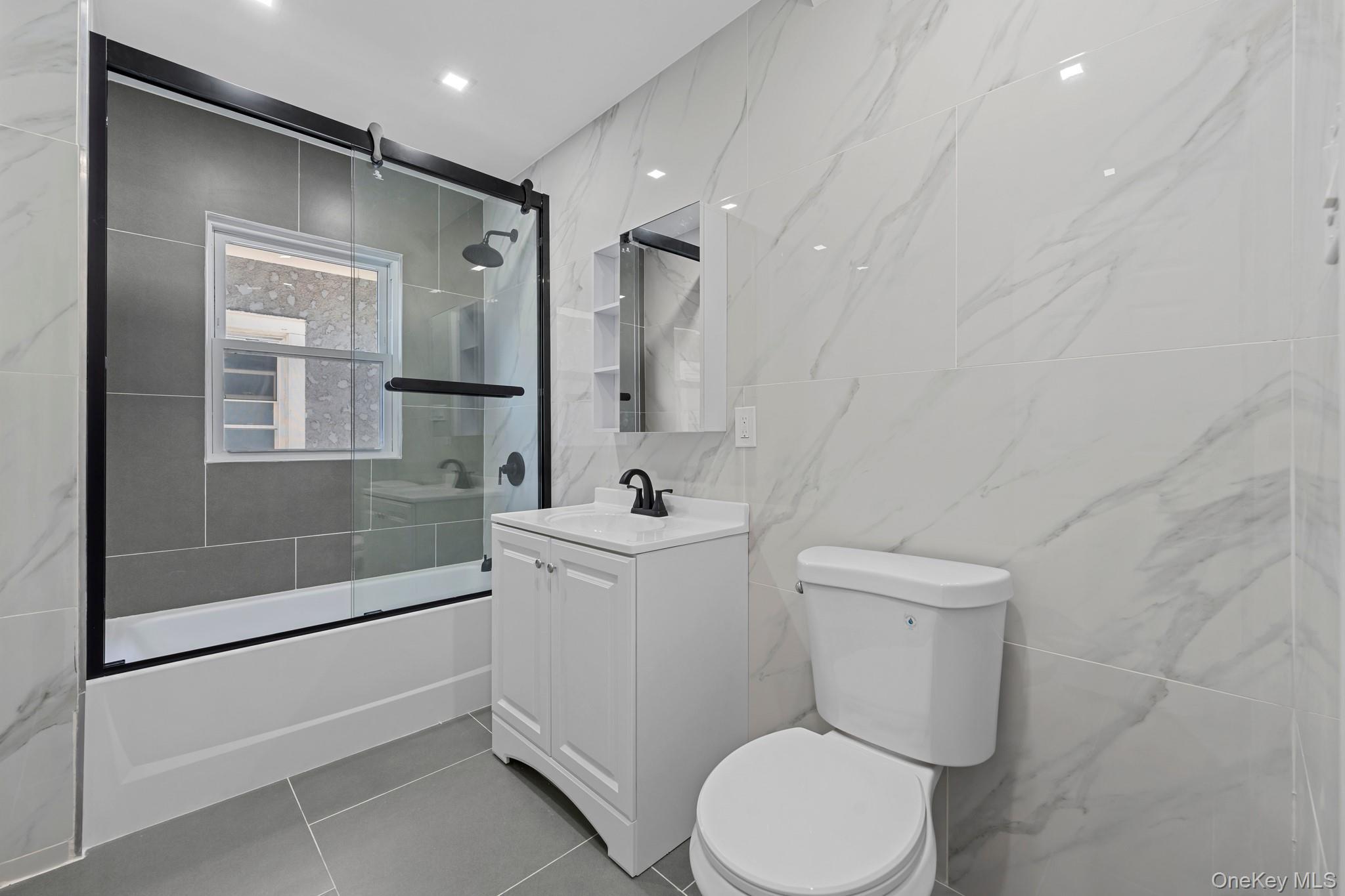 Single Family Brooklyn Brooklyn, NY 11210, MLS-1015449-4