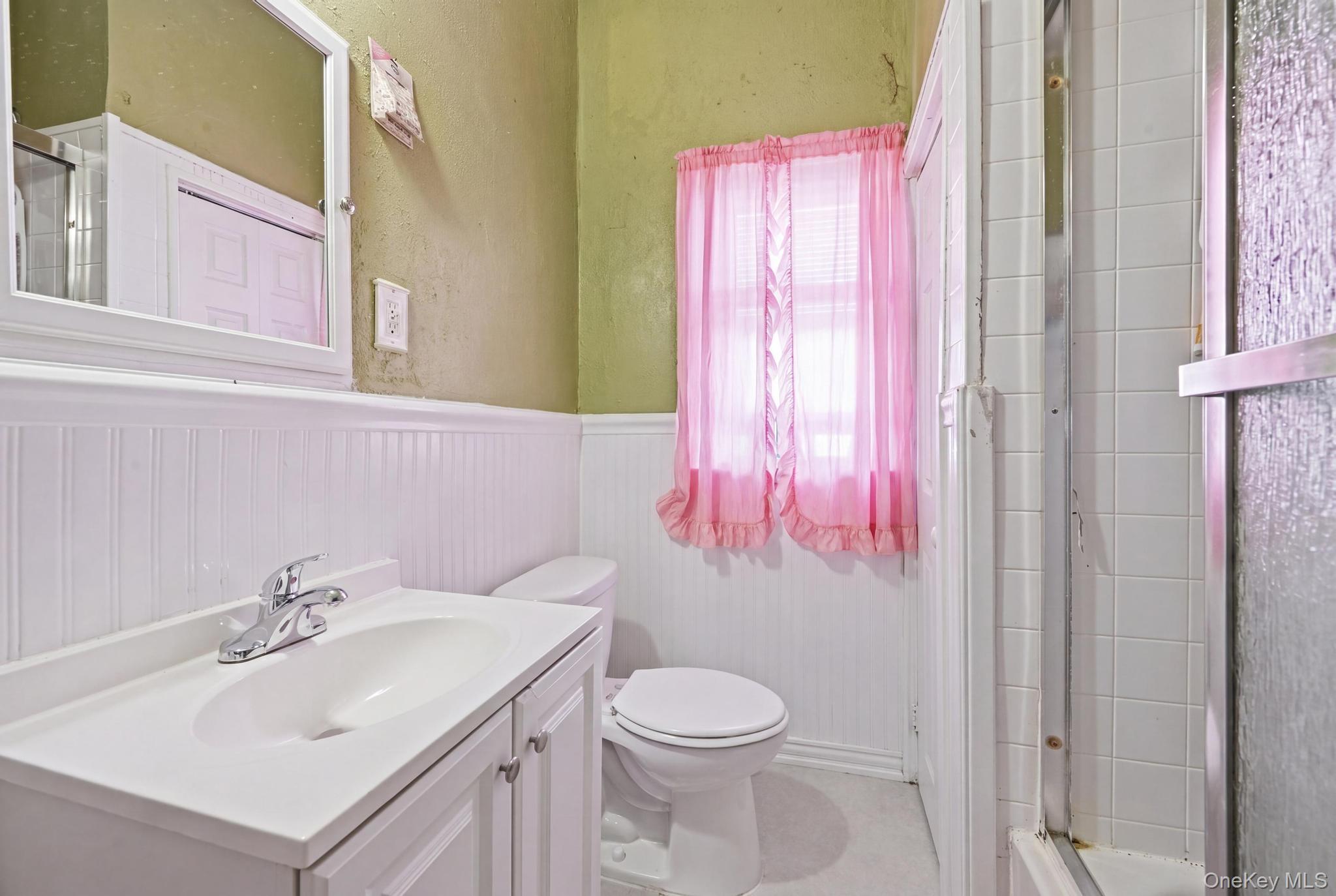 Single Family 231st Street Queens, NY 11413, MLS-1015452-9