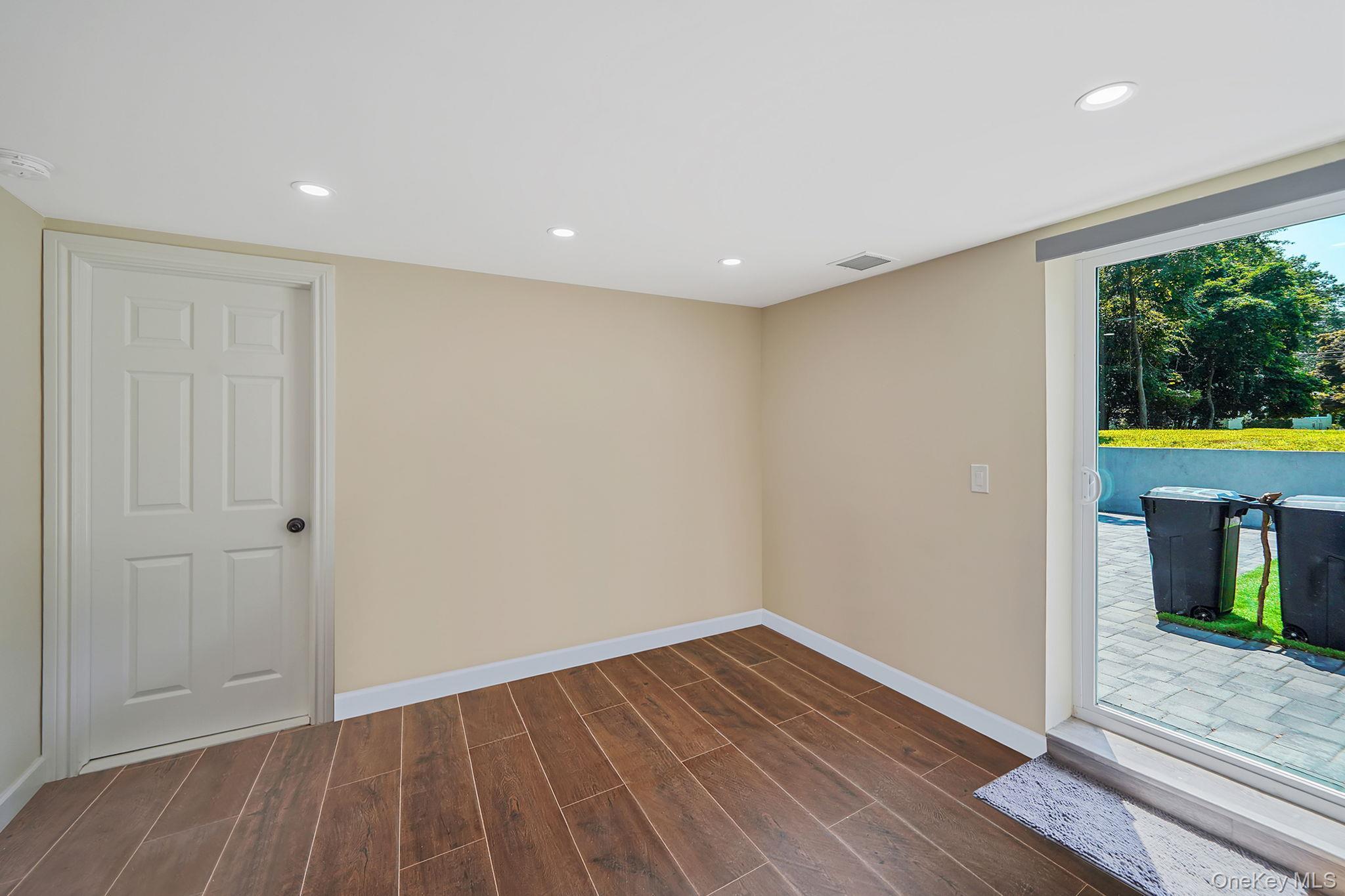 Single Family Cherry Lane Suffolk County, NY 11792, MLS-1015466-23