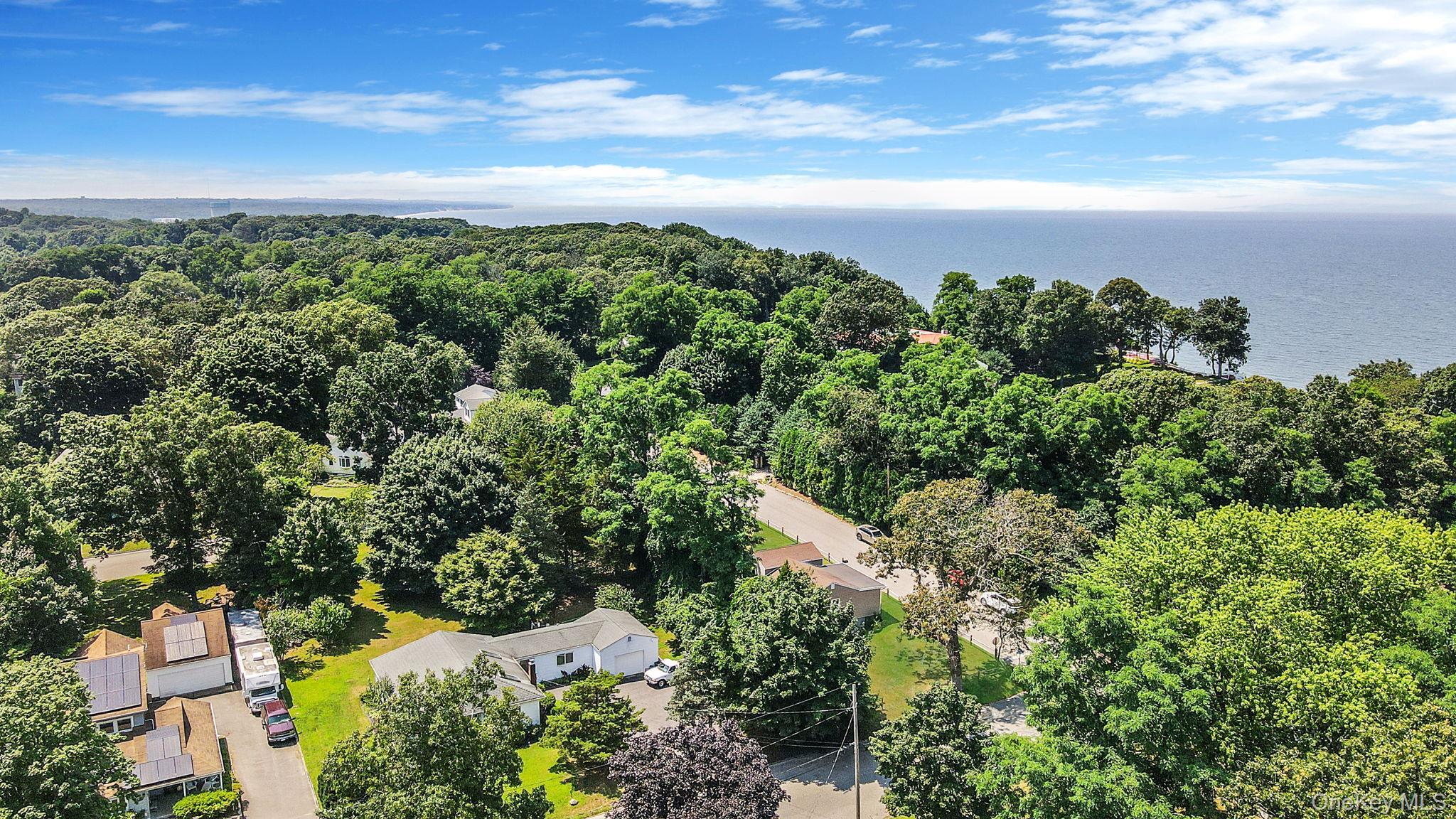 Single Family Cherry Lane Suffolk County, NY 11792, MLS-1015466-38