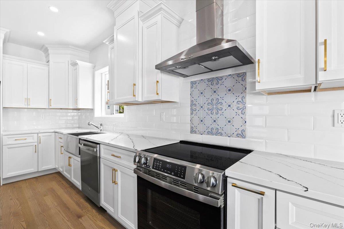 Single Family Finlay Street Staten Island, NY 10307, MLS-1015492-17