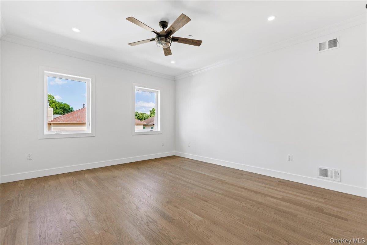 Single Family Finlay Street Staten Island, NY 10307, MLS-1015492-31