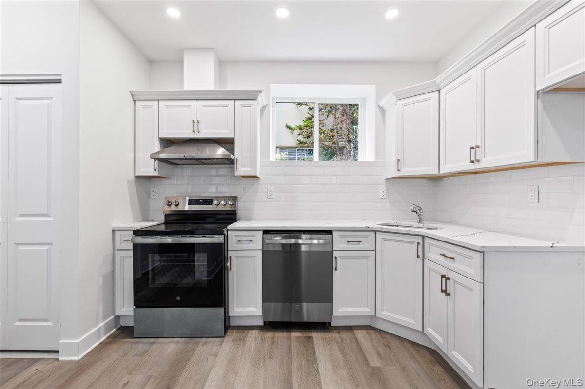 Single Family Finlay Street Staten Island, NY 10307, MLS-1015492-40