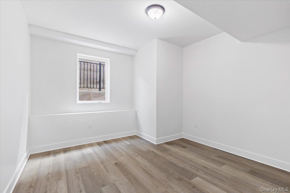 Single Family Finlay Street Staten Island, NY 10307, MLS-1015492-41
