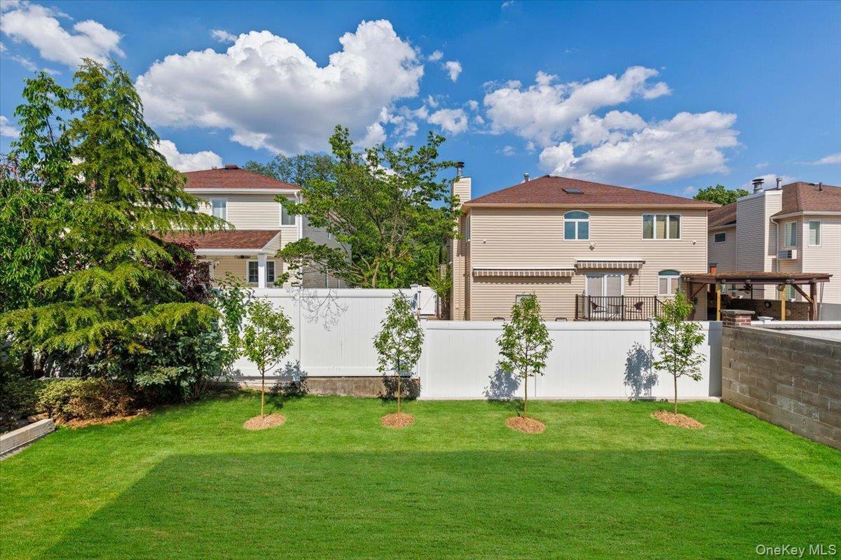 Single Family Finlay Street Staten Island, NY 10307, MLS-1015492-44