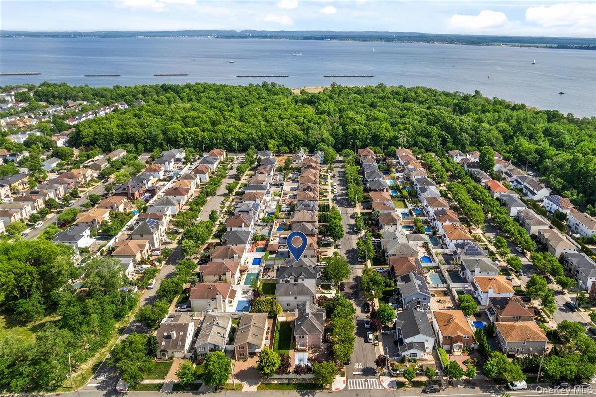Single Family Finlay Street  Staten Island, NY 10307, MLS-1015492-47