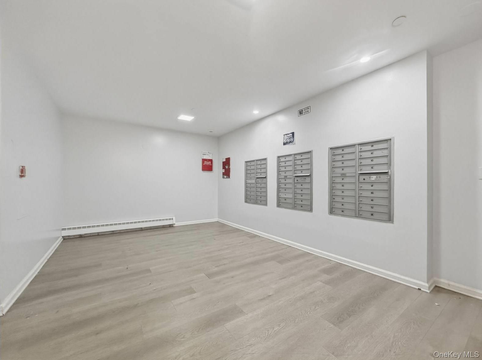 Commercial Sale Carpenter Avenue Bronx, NY 10466, MLS-1015518-4