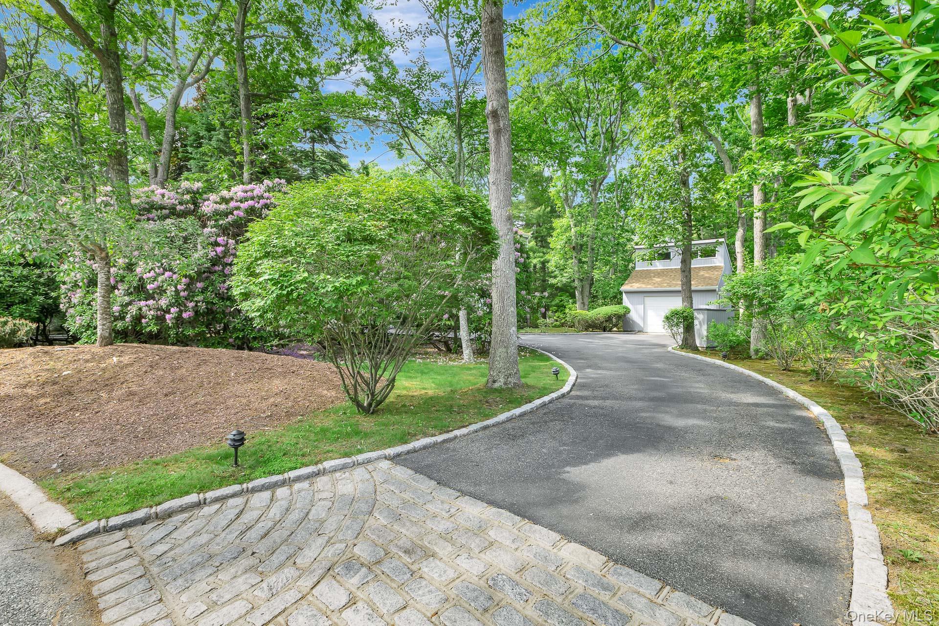Single Family Strathmore Court  Suffolk County, NY 11960, MLS-1015525-16