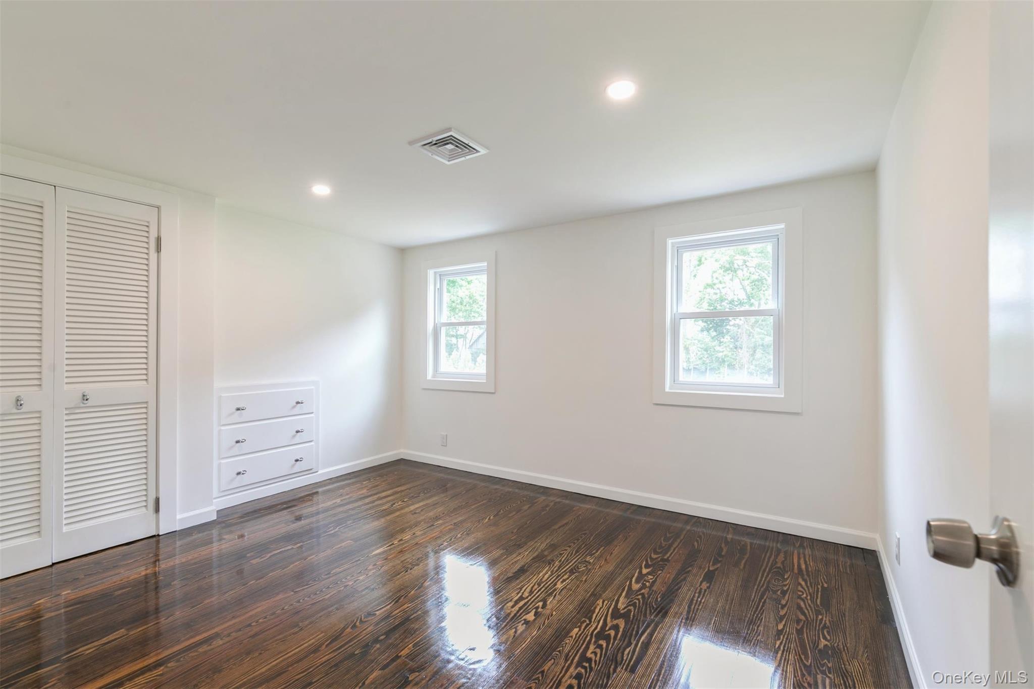 Single Family N Ocean Avenue Suffolk County, NY 11934, MLS-1015550-28
